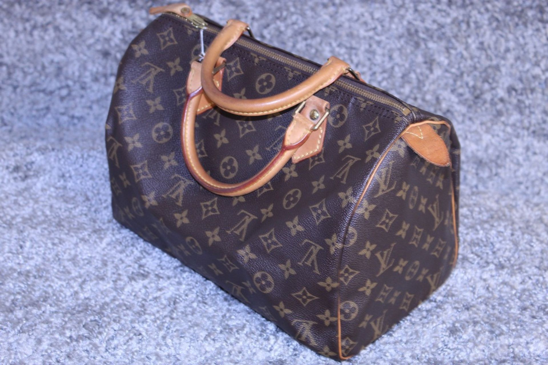 RRP £1,100.00 Made From Classic Monogram Canvas, The Speedy 35 Is A Stylish Handbag For Both - Image 3 of 6