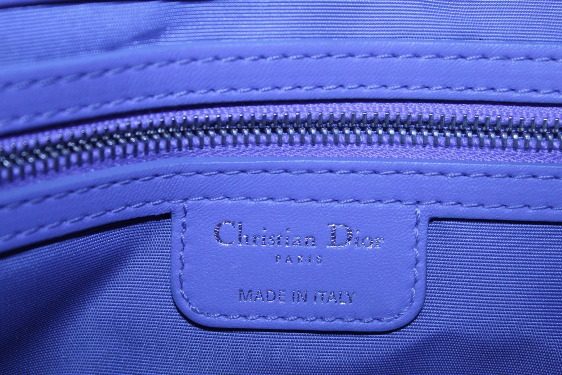 RRP £1,700 Dior Violet Lock Flap Shoulder Bag, Calf Leather, Violet Leather Straps, 24X17X12Cm ( - Image 2 of 3