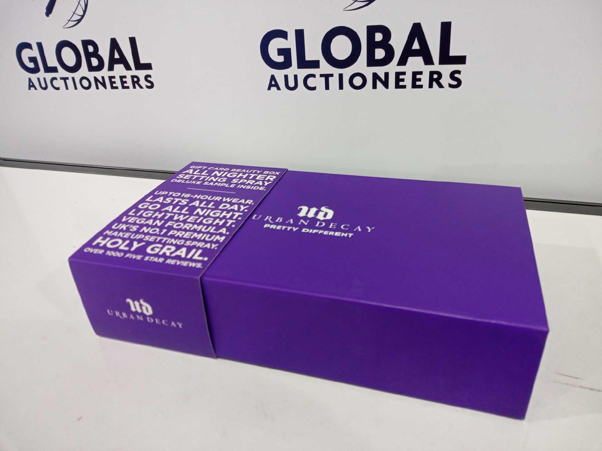 RRP £40 Each Box Brand New Urban Decay Beauty Box - Image 2 of 2