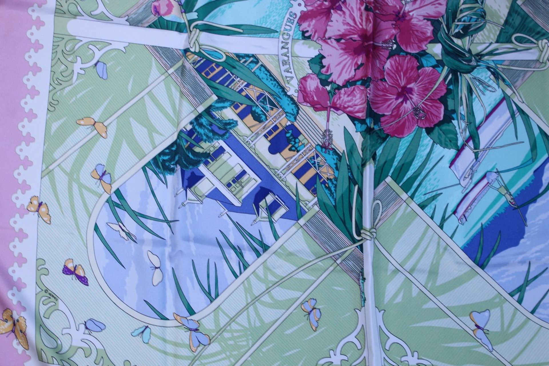 RRP £580 Hermes 100% Twill Silk 90X90Cm Pink/Green/Light Blue 90X90Cm Varangues By Dimitri - Image 3 of 5