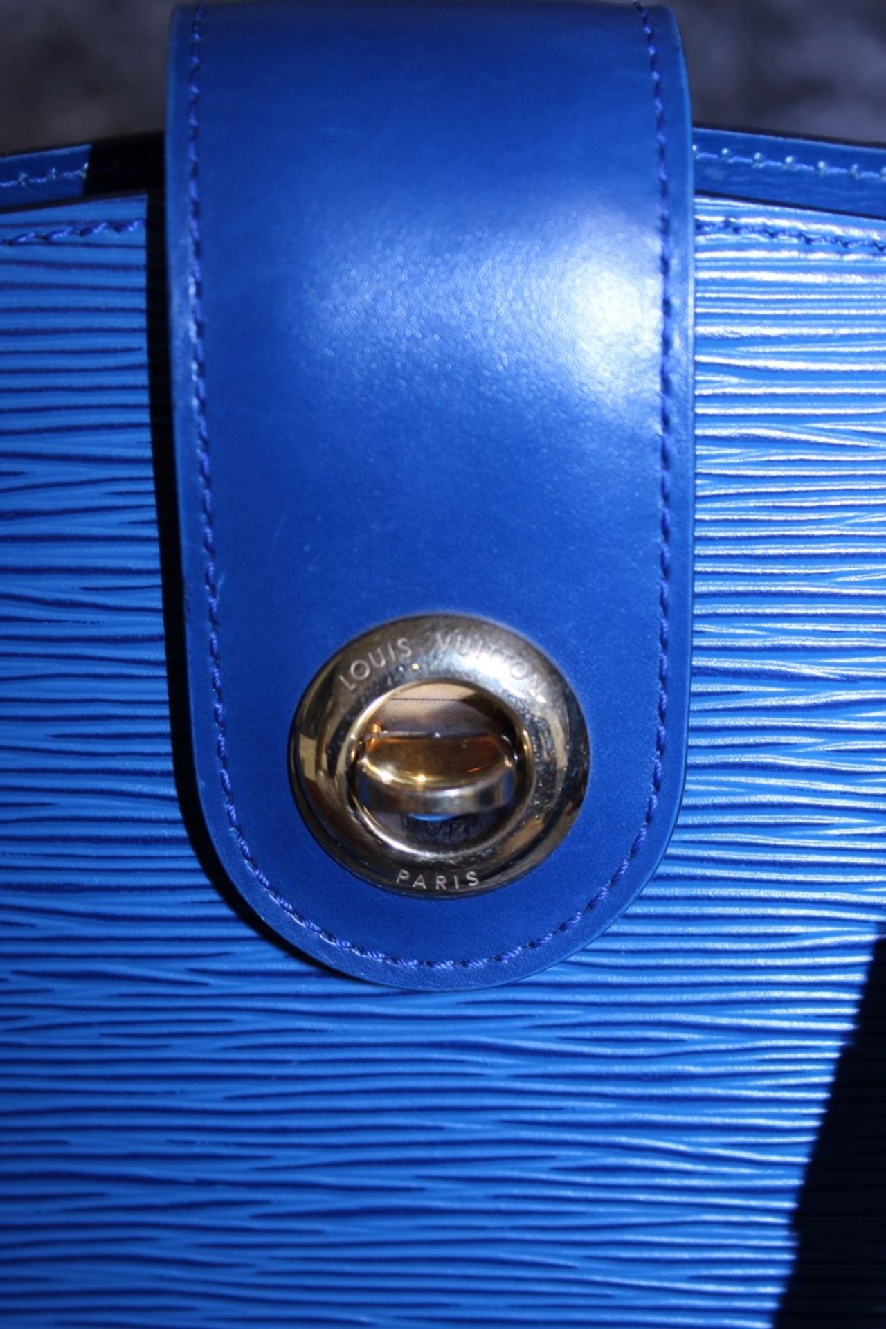 RRP £1,500 Louis Vuitton Cluny Blue Calf Leather Shoulder Bag With Blue Leather Handles, - Image 4 of 5