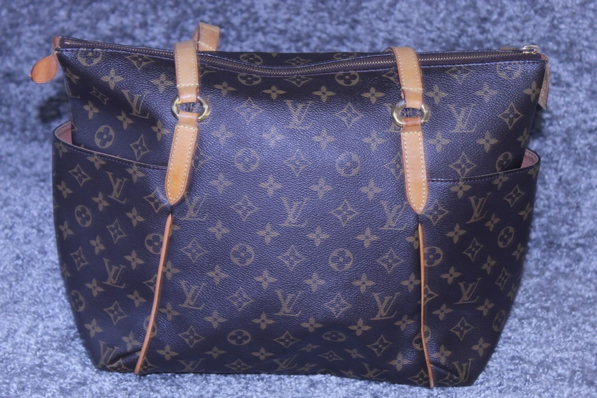 RRP £1,740 Louis Vuitton Totally Shoulder Bag, Brown Monogram Coated Canvas 33X28X14Cm (Production