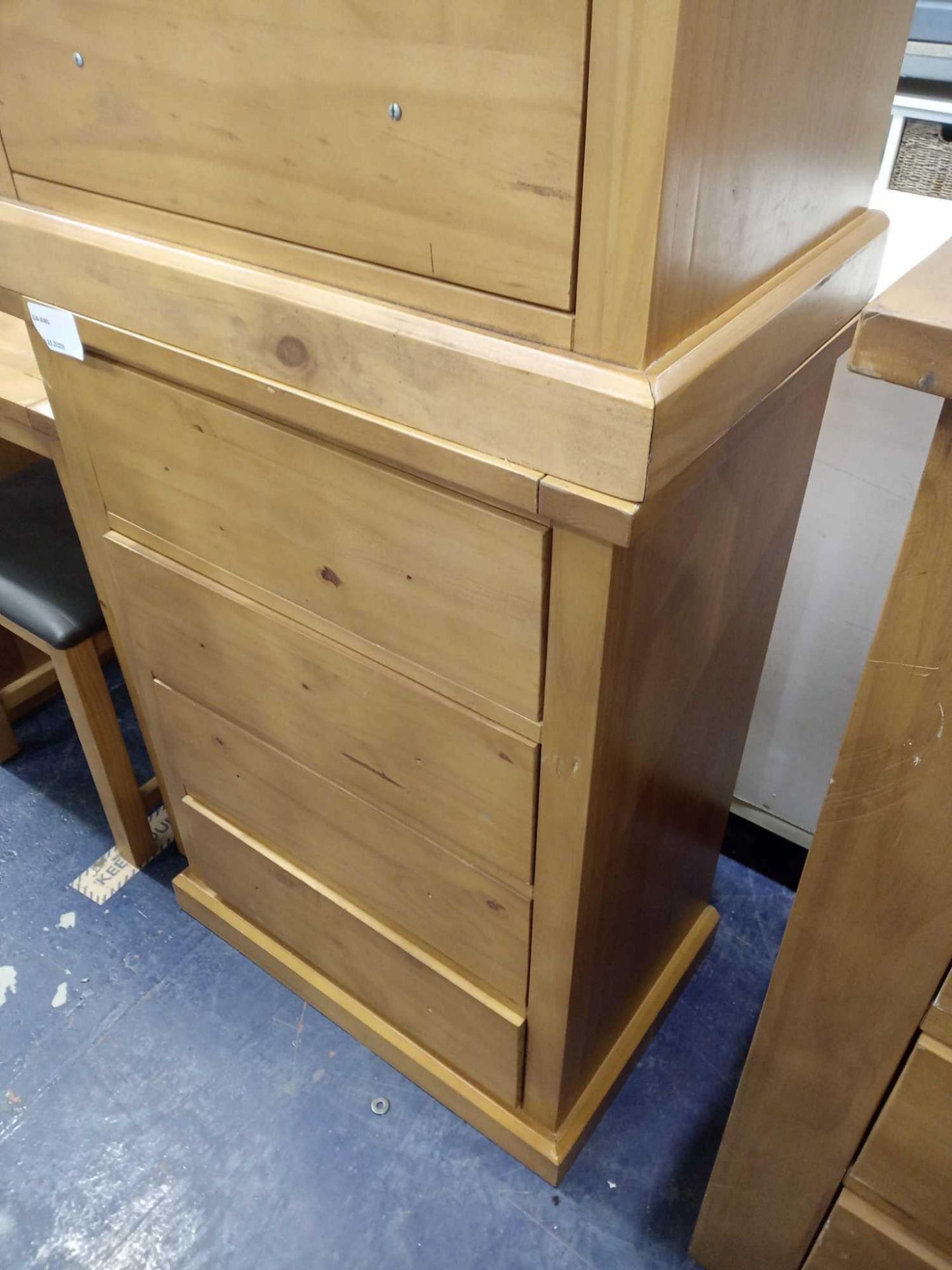 RRP £120 Each Light Wood 4-Drawer Chest Of Drawers - Image 3 of 4