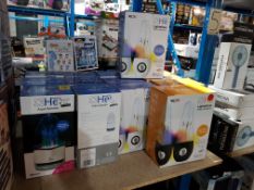 14 ITEMS – 8 X HE LIGHTSHOW WATER SPEAKERS & 6 X HE AQUA SPEAKER