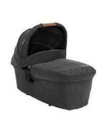 RRP £150 Boxed Nuna Triv Carry Cot