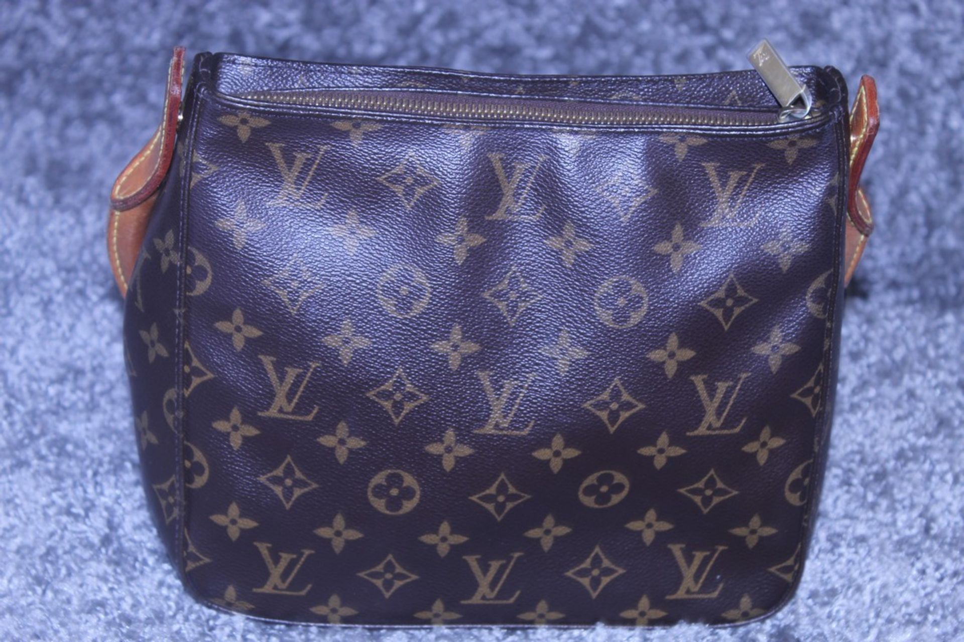 RRP £1900 Louis Vuitton Looping Handbag In Brown Coated Monogram Canvas . Condition Rating B (