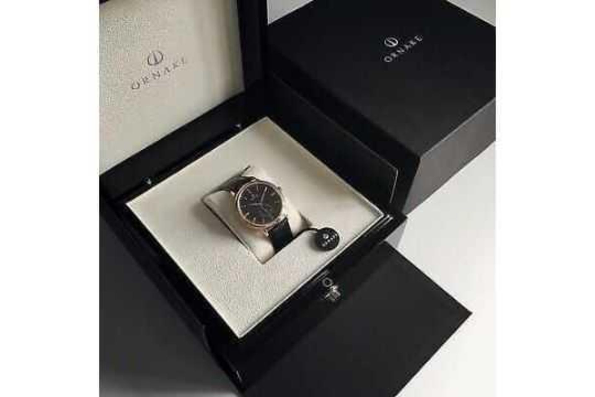 RRP £300. Boxed Ornake Miyota Movement Luxury Timepiece Silver And White Watch (Upmarket Large Prese