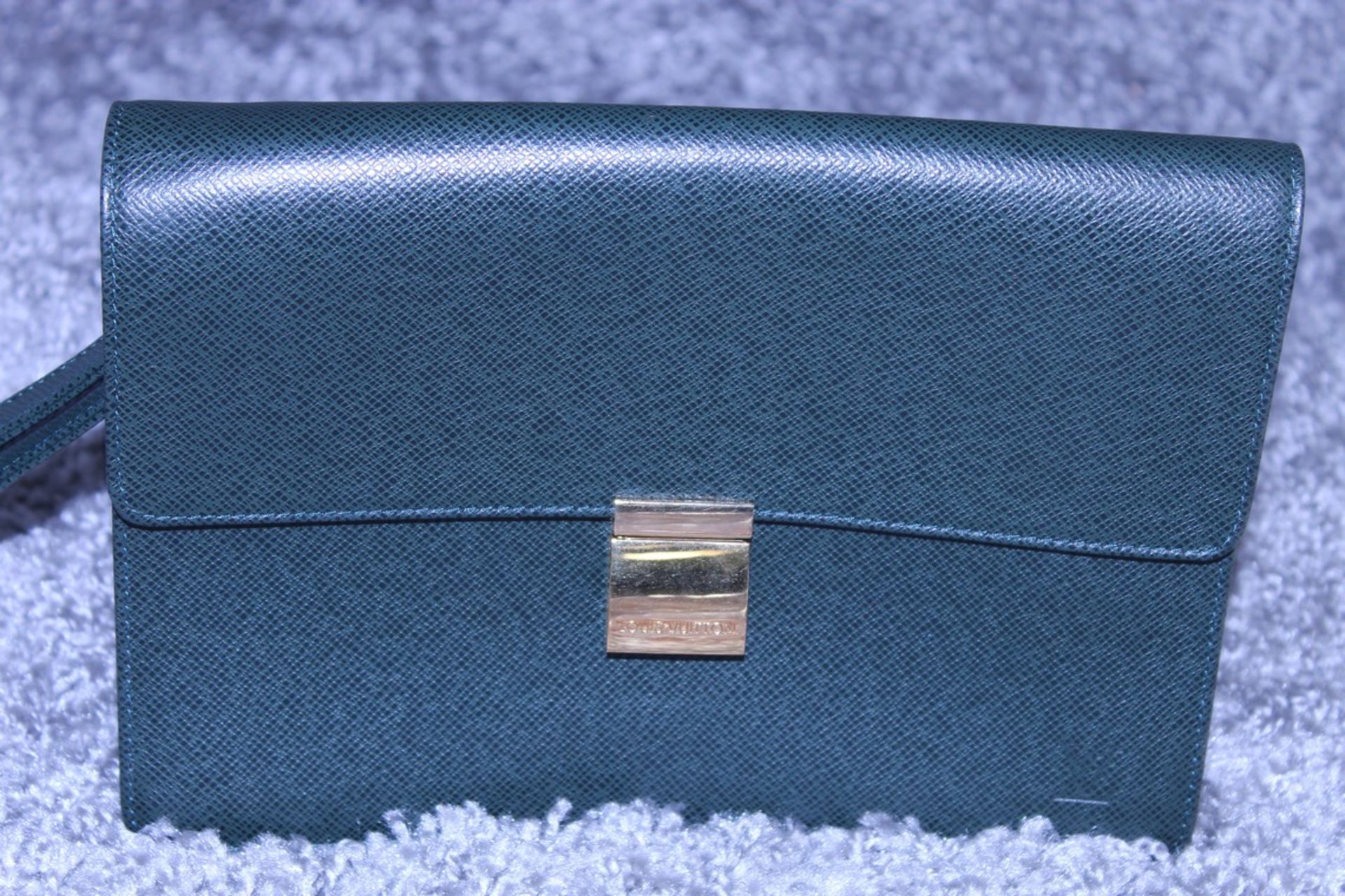 RRP £1,500 Louis Vuitton Selenga Handbag, Dark Green Taiga Calf Leather, 25X18X2.5Cm (Production