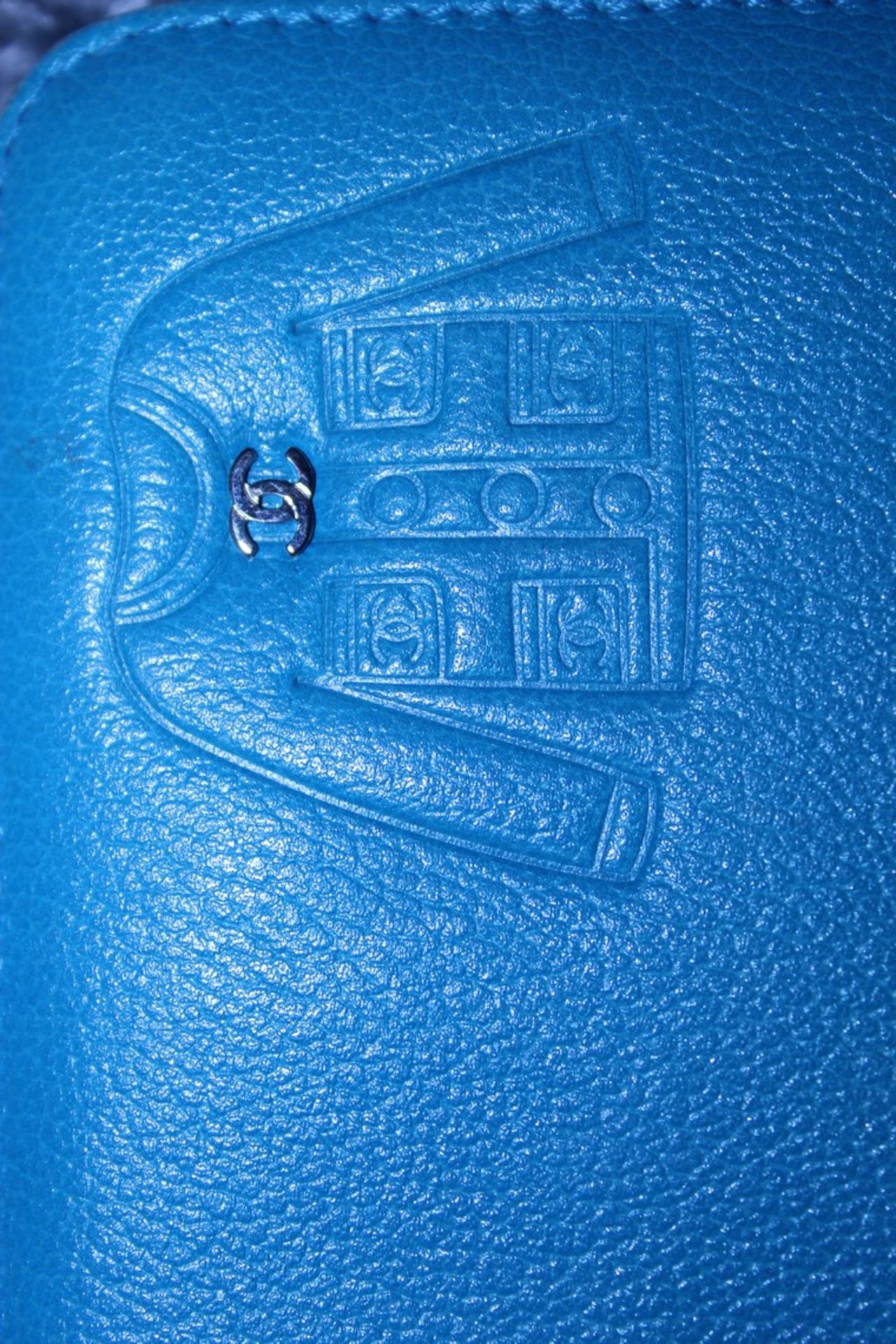 RRP £720 Chanel Jacket Embossed Wallet Blue Small Grained Calf Leather, Zip Around 20X11X3Cm ( - Image 3 of 3