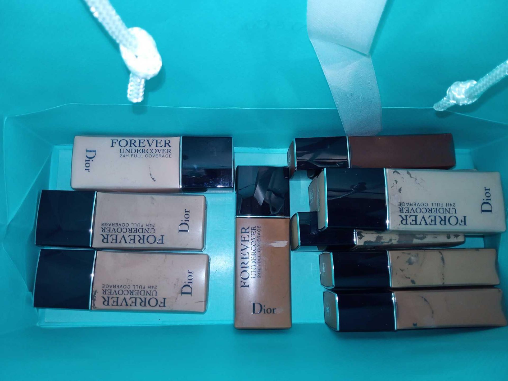 RRP £400 Tiffany & Co Gift Bag To Contain Assorted Dior Forever Undercover Foundations