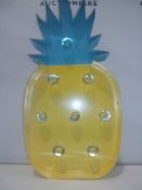 RRP £80 Lot To Contain 8 Boxed Brand New Talking Tables 38Cm High Tropical Fiesta Pineapple Lights