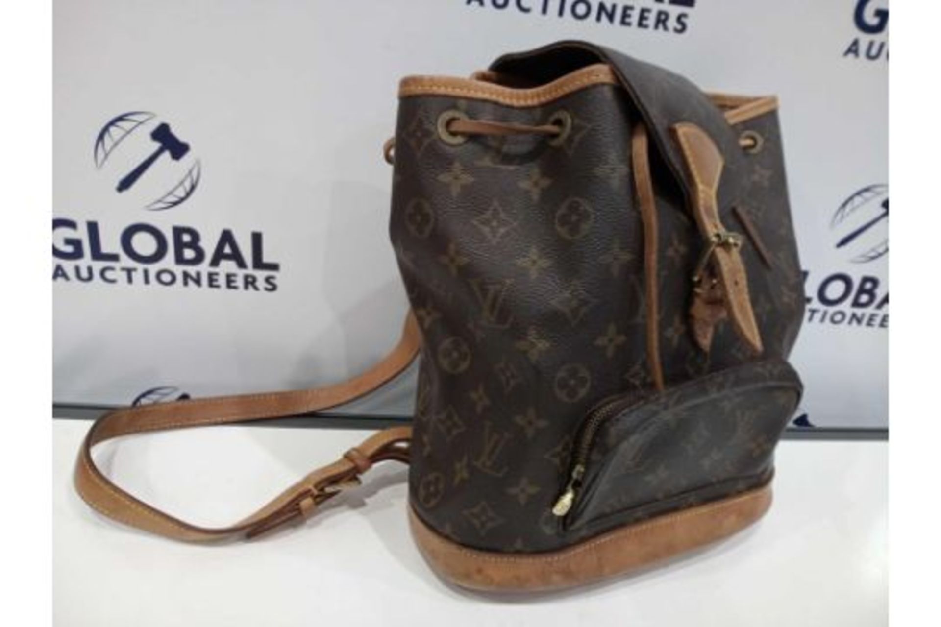 RRP £1800 Louis Vuitton Montsouris Brown Coated Monogram Canvas Vachetta Golden Brass Shoulder