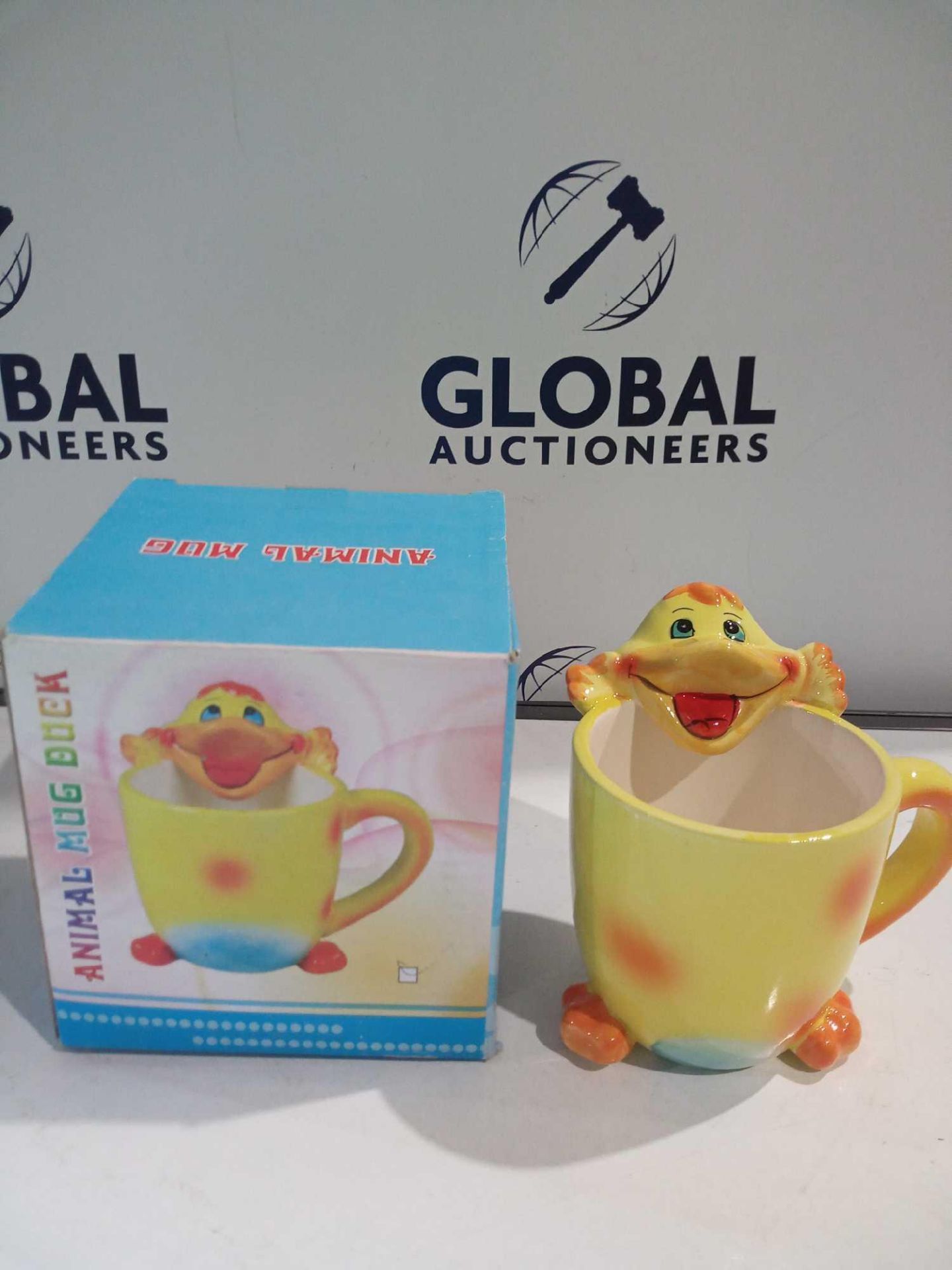 RRP £75 Lot To Contain 36 Brand New Assorted Animal Novelty Mugs