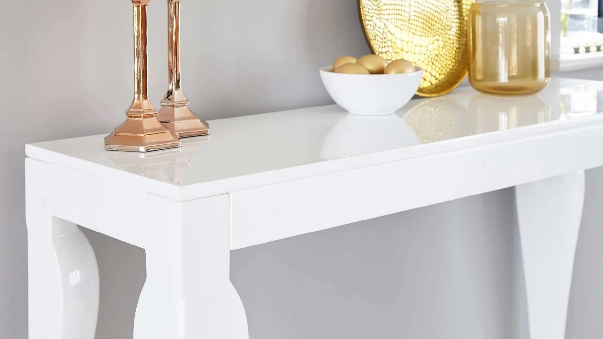 RRP £250. Boxed Asti Console Table In High White Gloss Finish