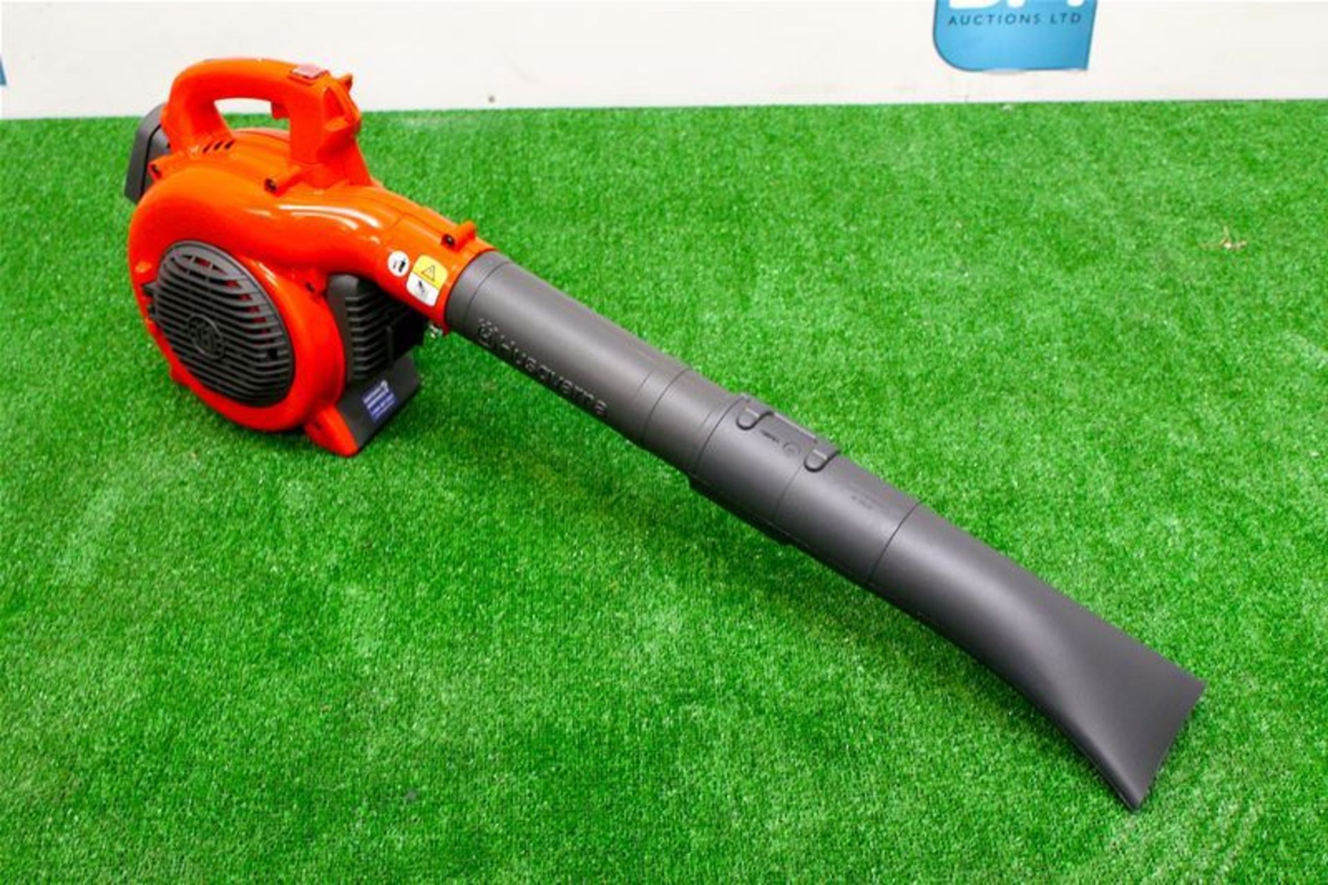 Husqvarna 28CC Petrol Leaf Blower