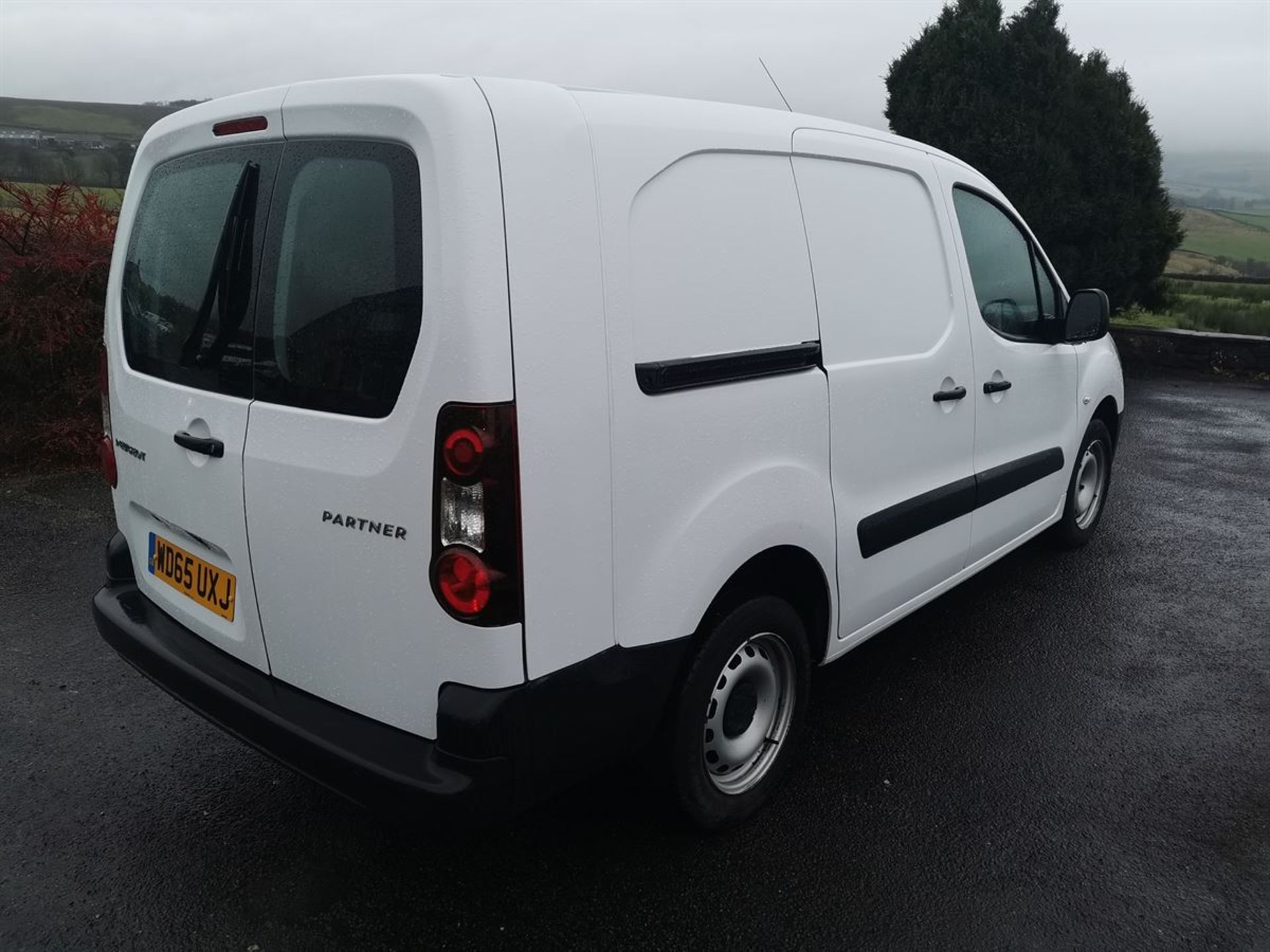 15/65 PEUGEOT PARTNER L2 DIESEL 715 S 1.6 HDI 92 CREW VAN (1560 cc) - Image 3 of 14