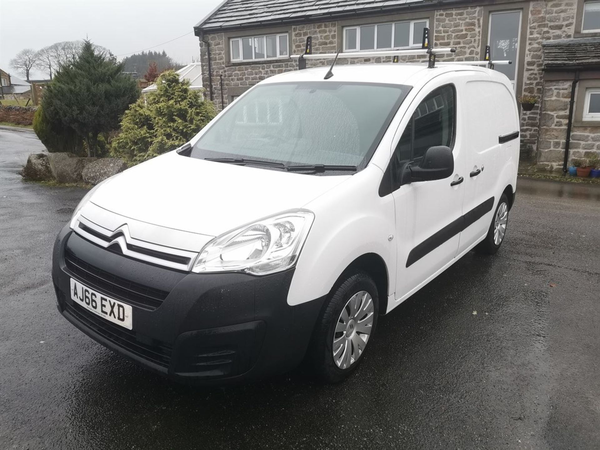 17/66 CITROEN BERLINGO L1 DIESEL 1.6 BLUEHDI 625KG ENTERPRISE 75PS (1560 cc) - Image 7 of 13