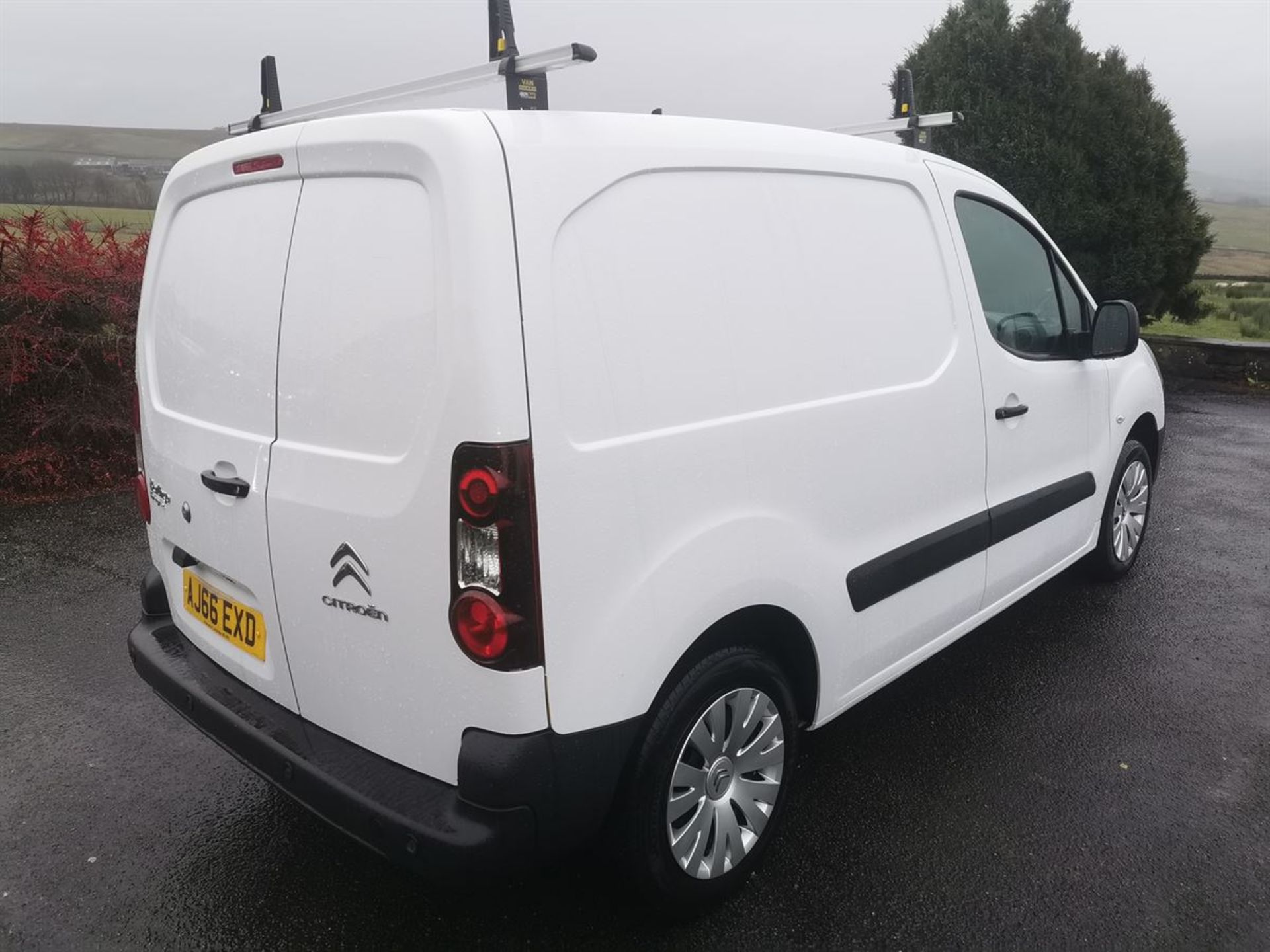 17/66 CITROEN BERLINGO L1 DIESEL 1.6 BLUEHDI 625KG ENTERPRISE 75PS (1560 cc) - Image 3 of 13