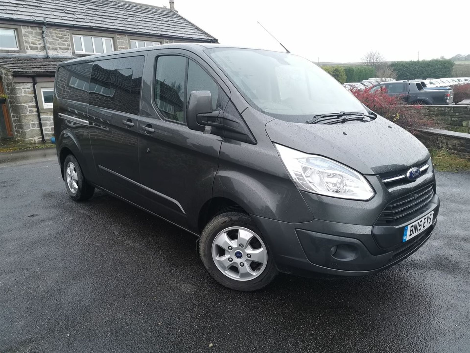 15/15 FORD TRANSIT CUSTOM 290 L2 DIES 2.2 TDCI 125PS LOW ROOF D/CAB LIM (2198 cc)