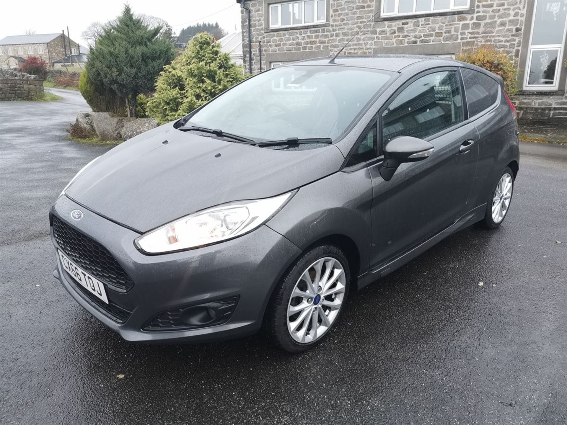 16/66 FORD FIESTA DIESEL 1.5 TDCI SPORT VAN (1496 cc) - Image 7 of 12