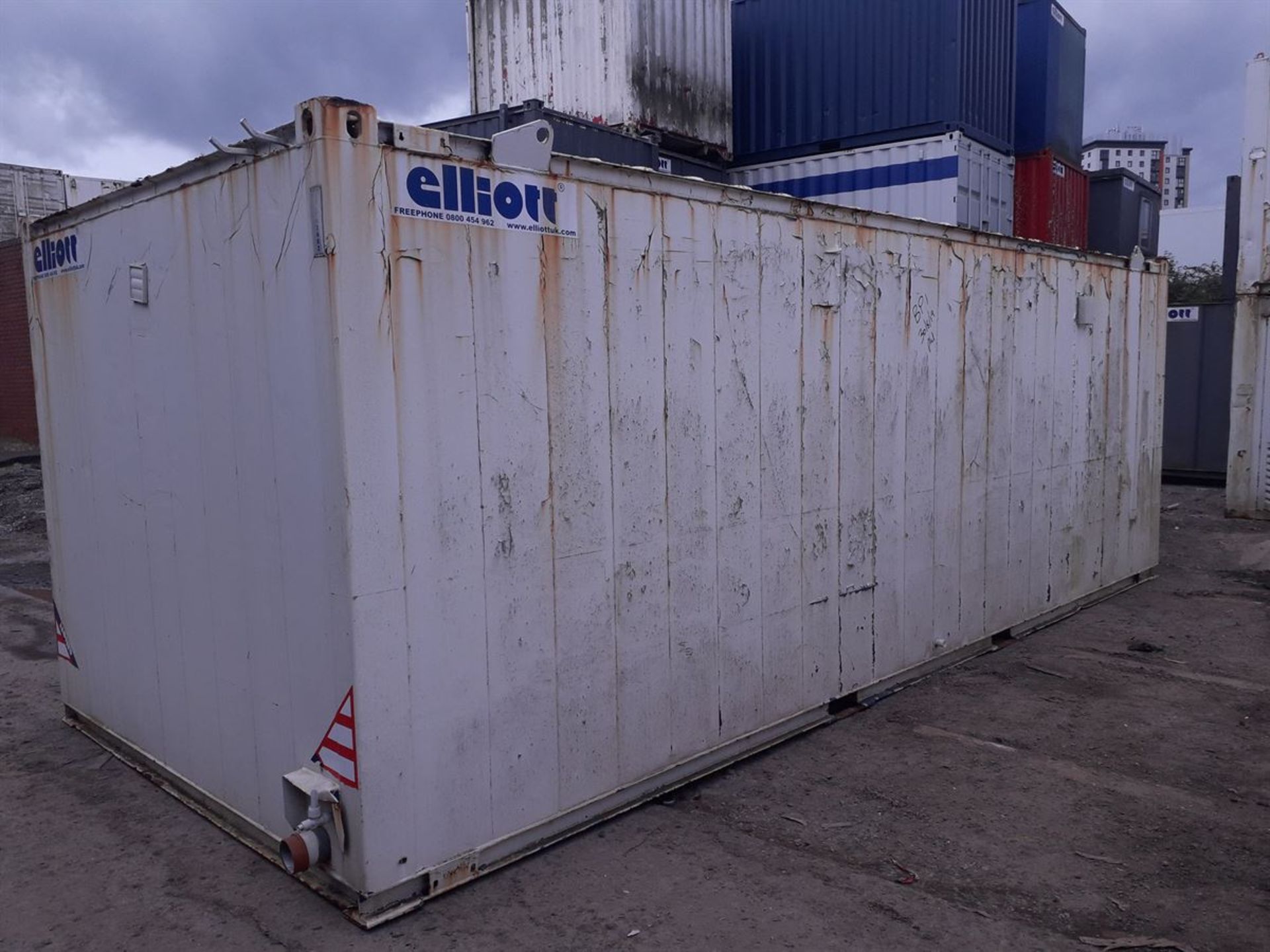 esp13682 24ft x 10ft Toilet Block - Image 2 of 11