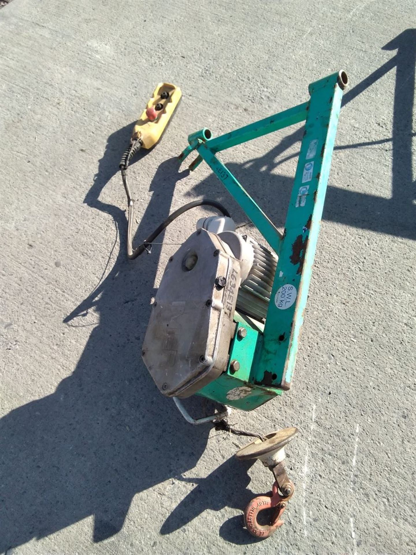 Scaffold Hoist Electric 200kg [118876] Serial/Reg Number: L634E137 - Bild 2 aus 2