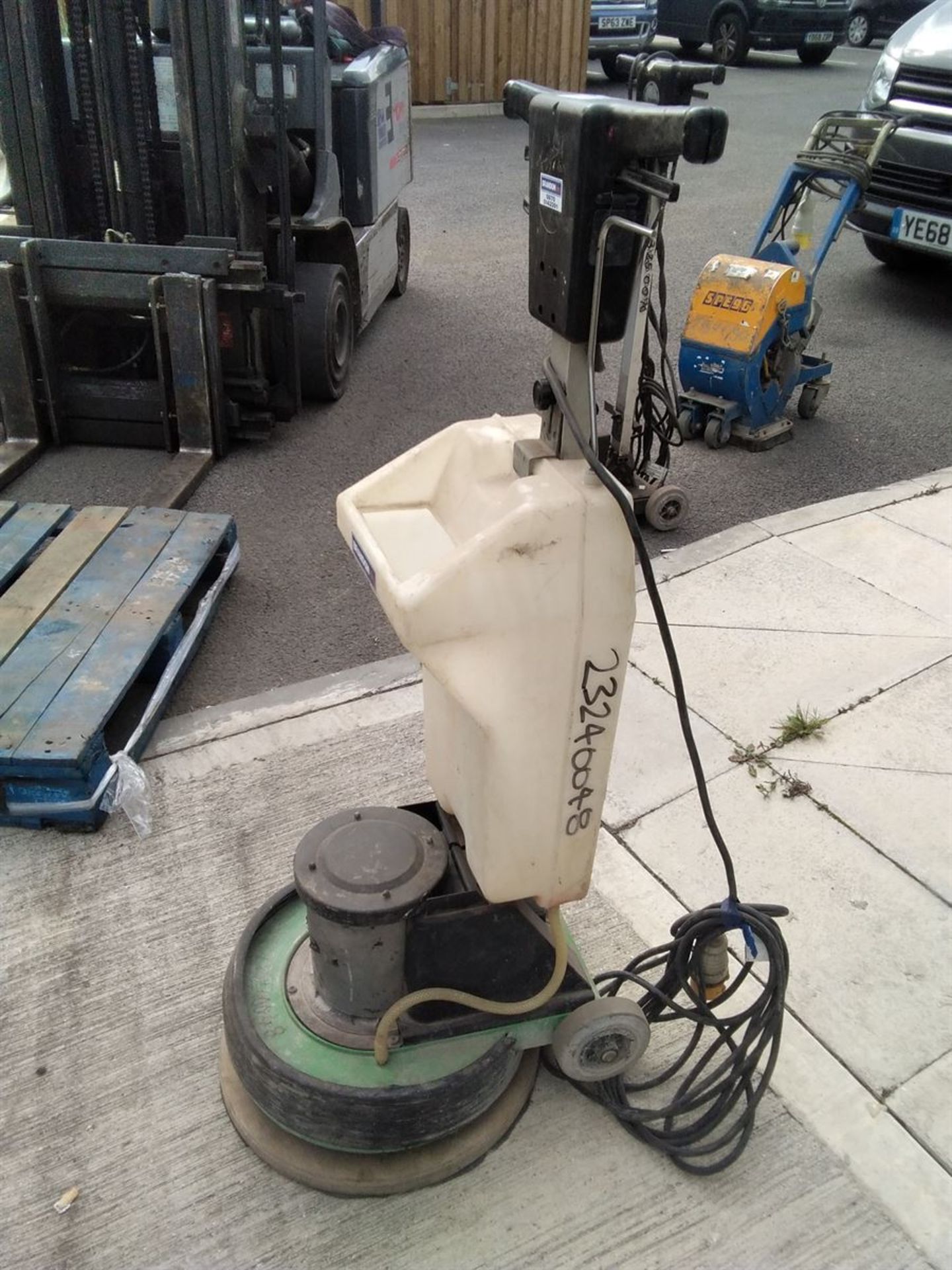 Floor Scrubber / Polisher [119550] Serial/Reg Number: 23240048 - Bild 2 aus 2