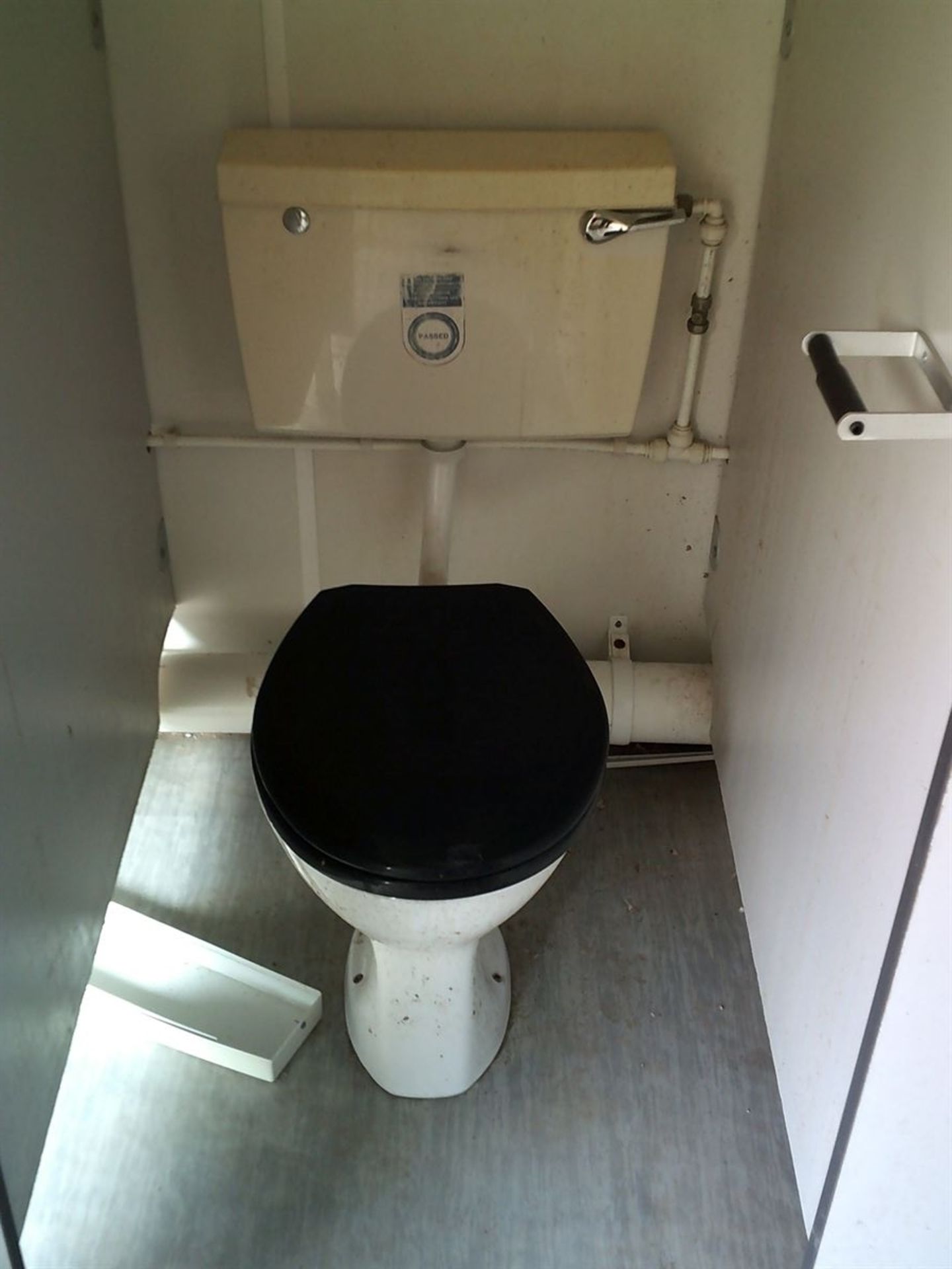 GECMS6766 16ft x 9ft 3-1 Toilet Block - Image 9 of 10
