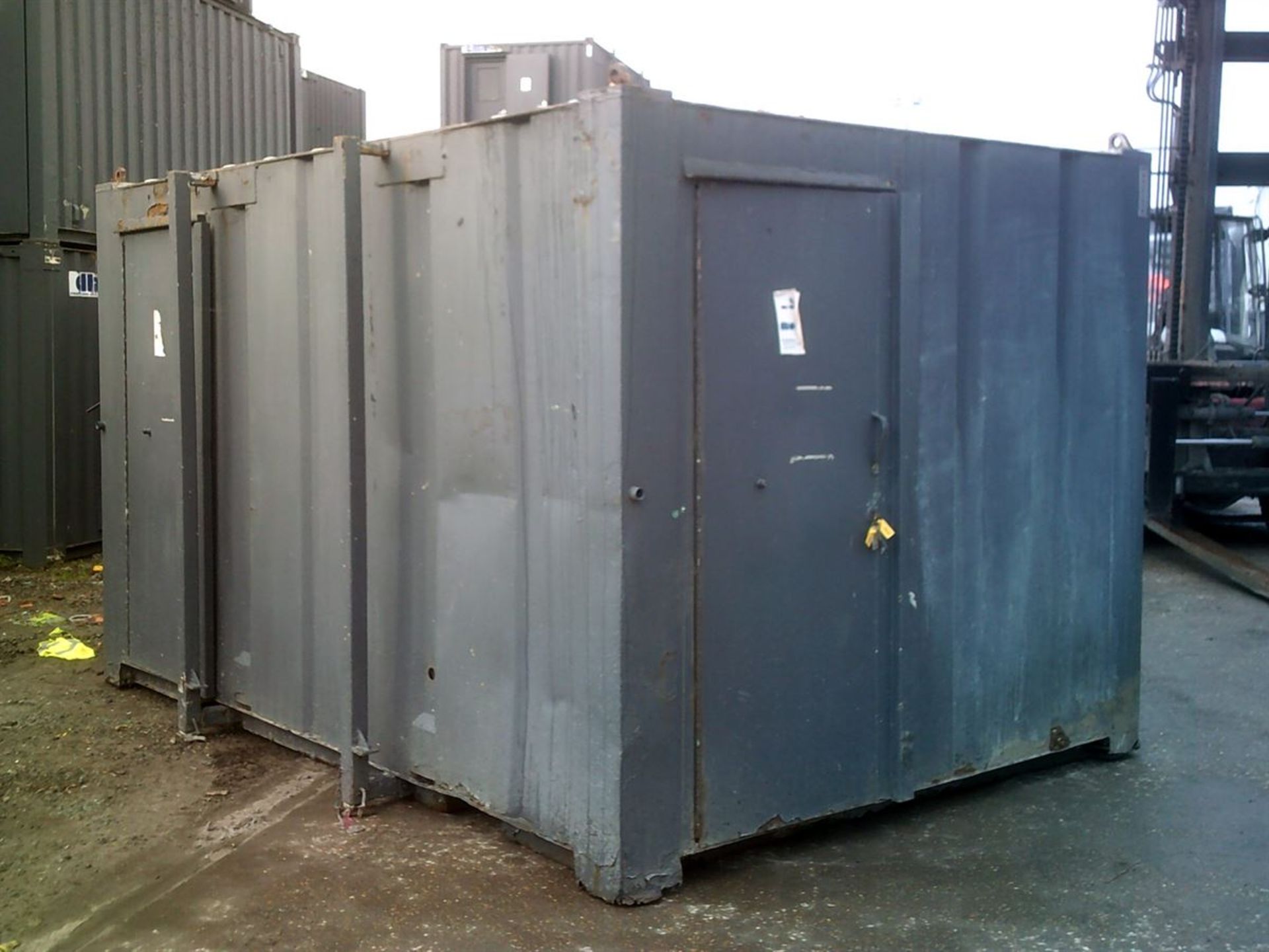 WAVT1636 13ft x 9ft 2-1 Toilet Block