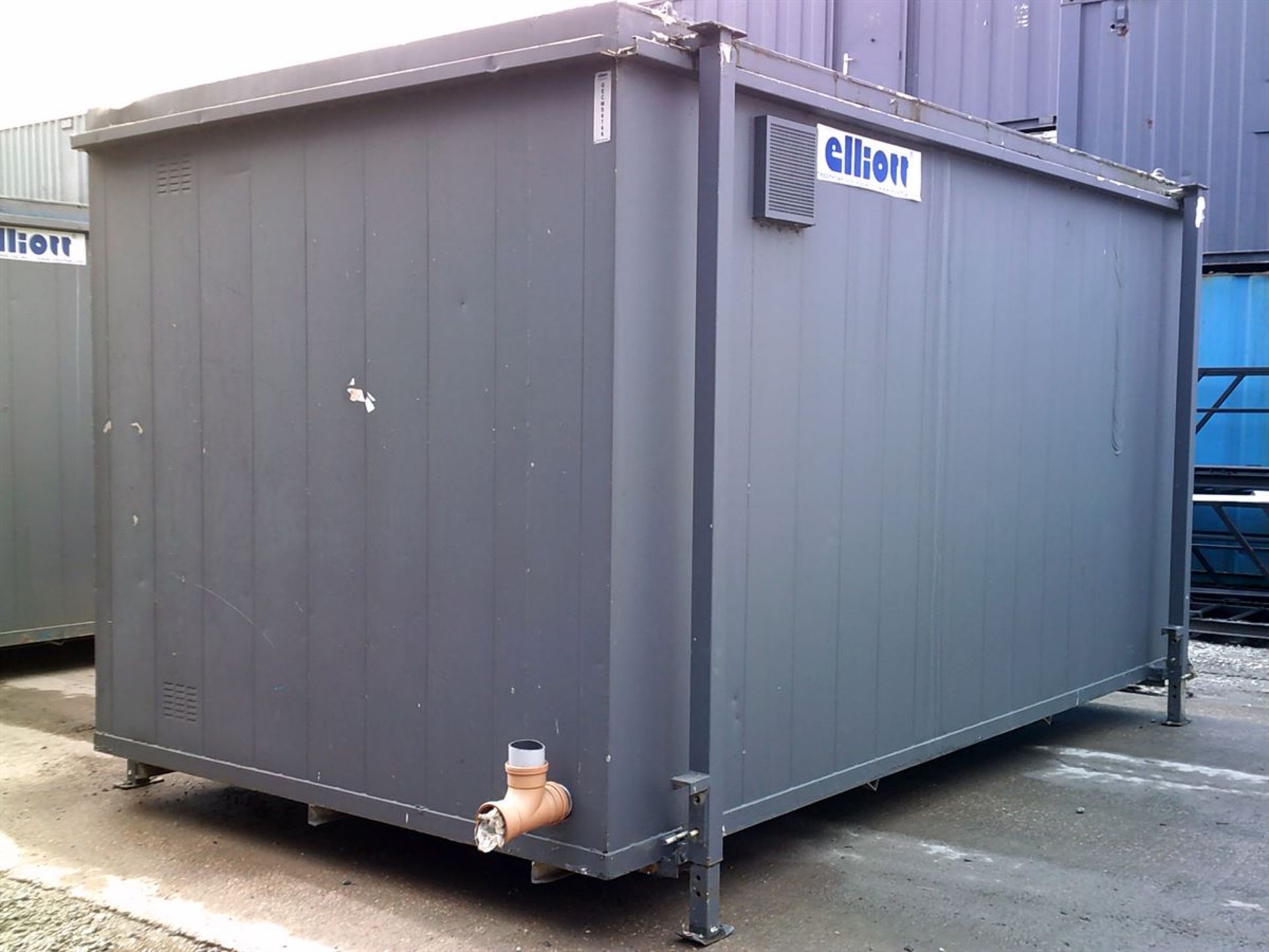 GECMS6766 16ft x 9ft 3-1 Toilet Block - Image 2 of 10