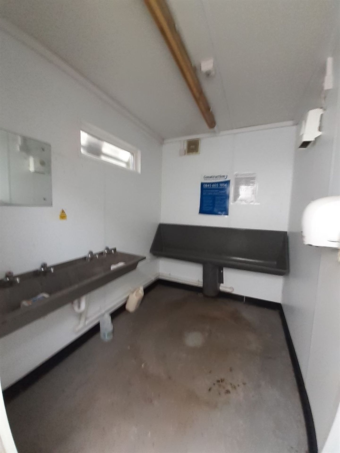 gecms7271 24ft x 9ft Toilet Block - Image 5 of 7