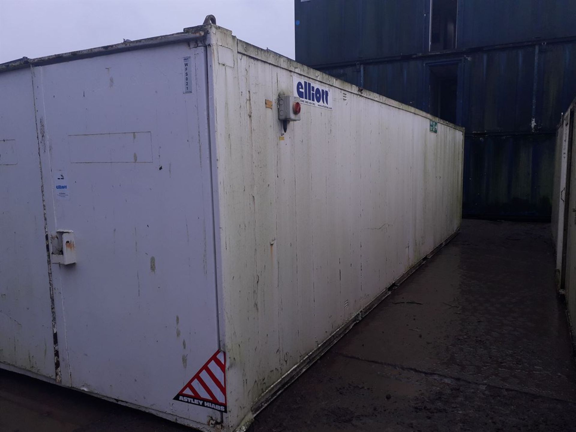 wfs021 32ft x 10ft Secure Container