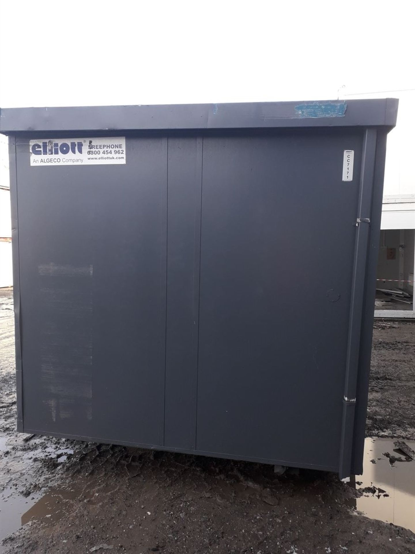 cc7171 16ft x 8ft 4 Bay Male/Female Shower Block - Image 2 of 11