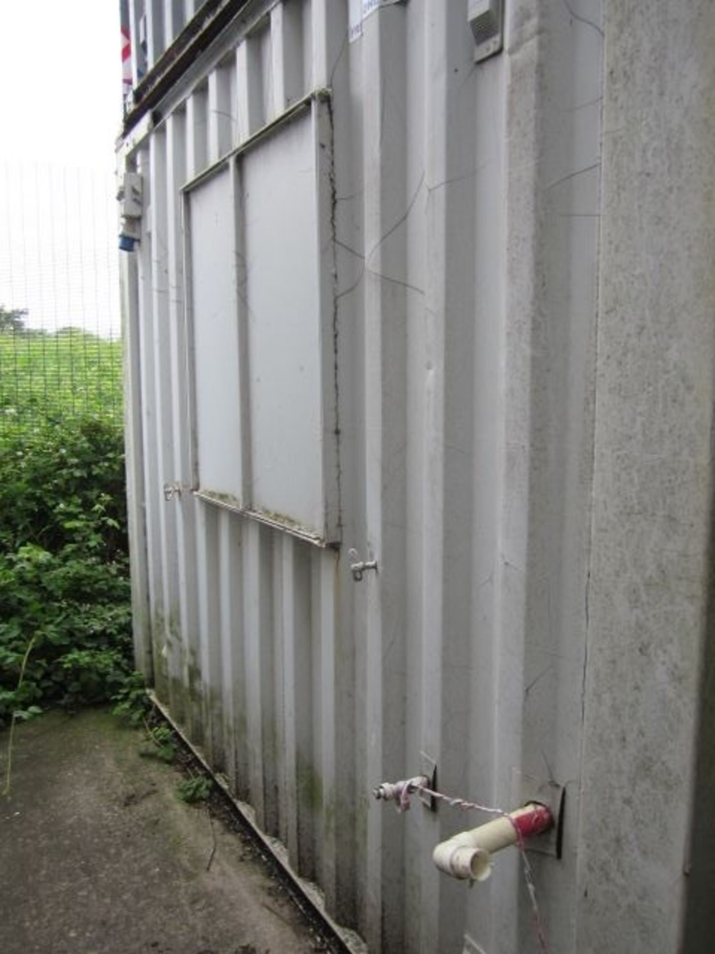 esp16030a 32ft x 10ft Anti-Vandal Canteen - Image 2 of 8