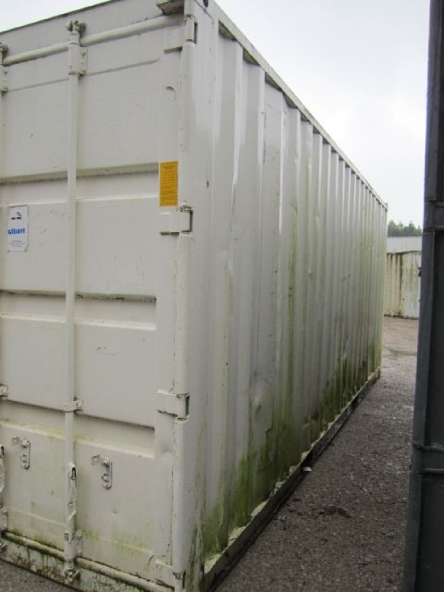 E43730 20ft x 8ft Secure Containers