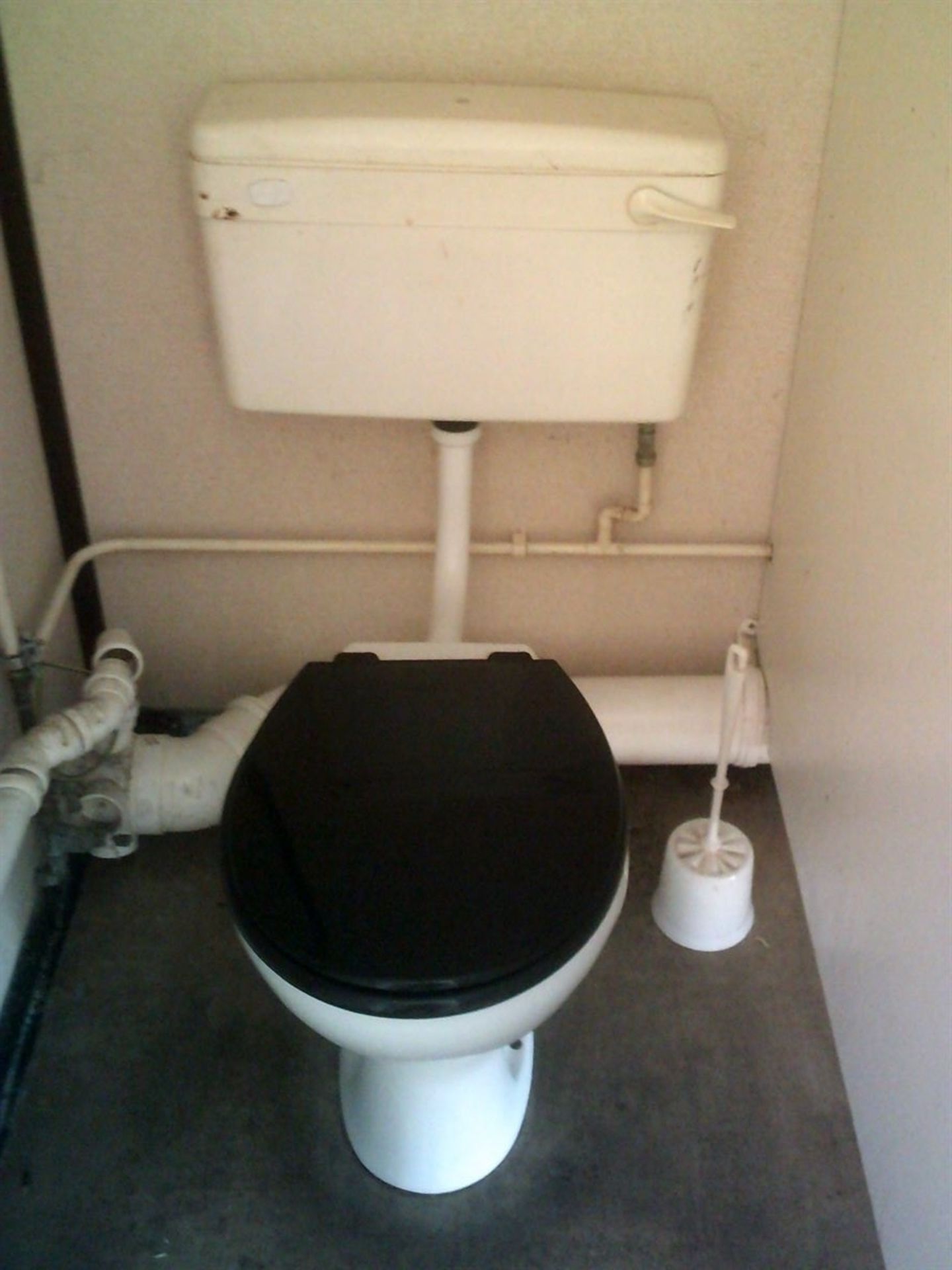 E58149 20ft x 8ft Toilet Block - Image 7 of 11