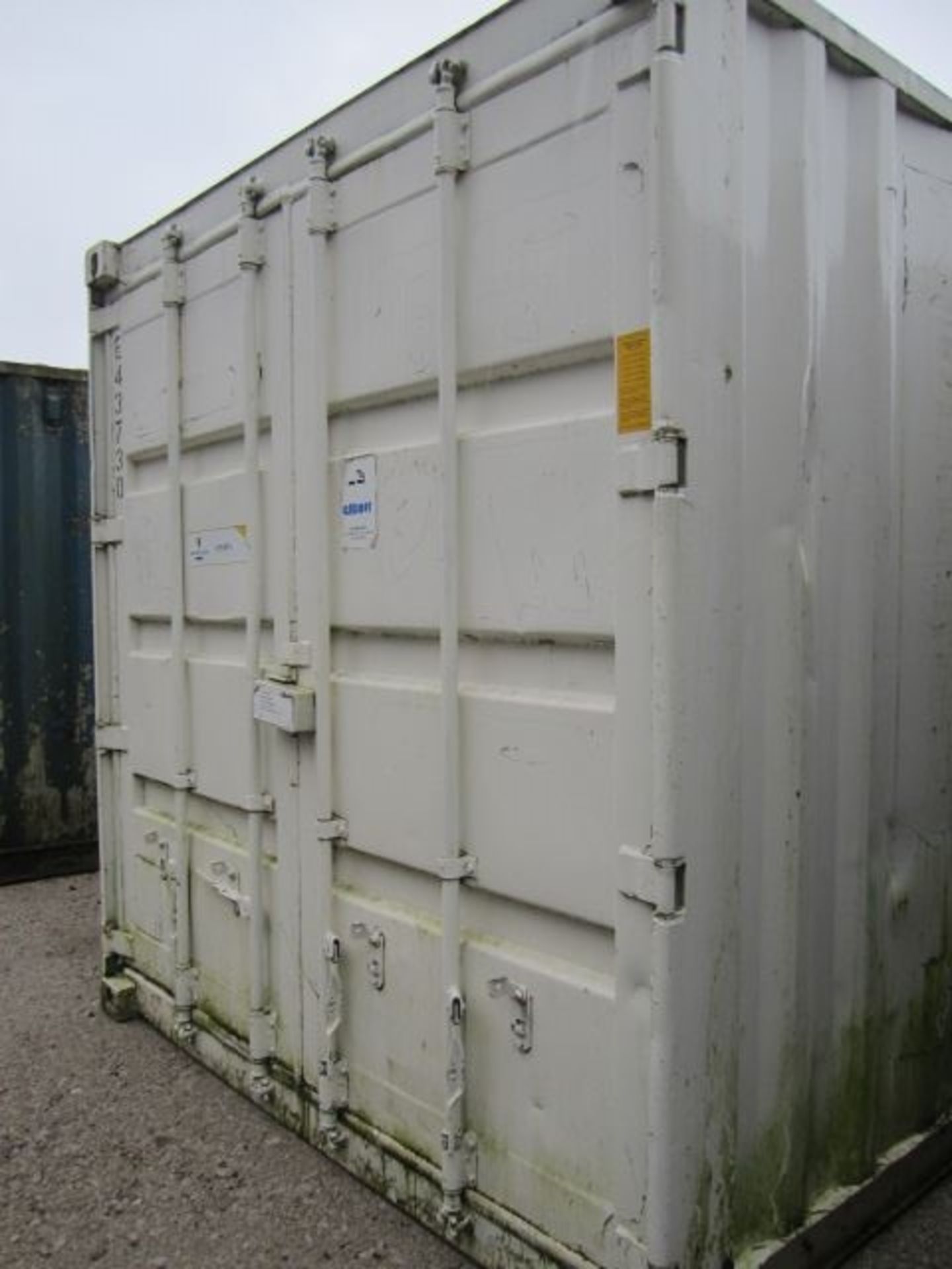 E43730 20ft x 8ft Secure Containers - Image 2 of 4