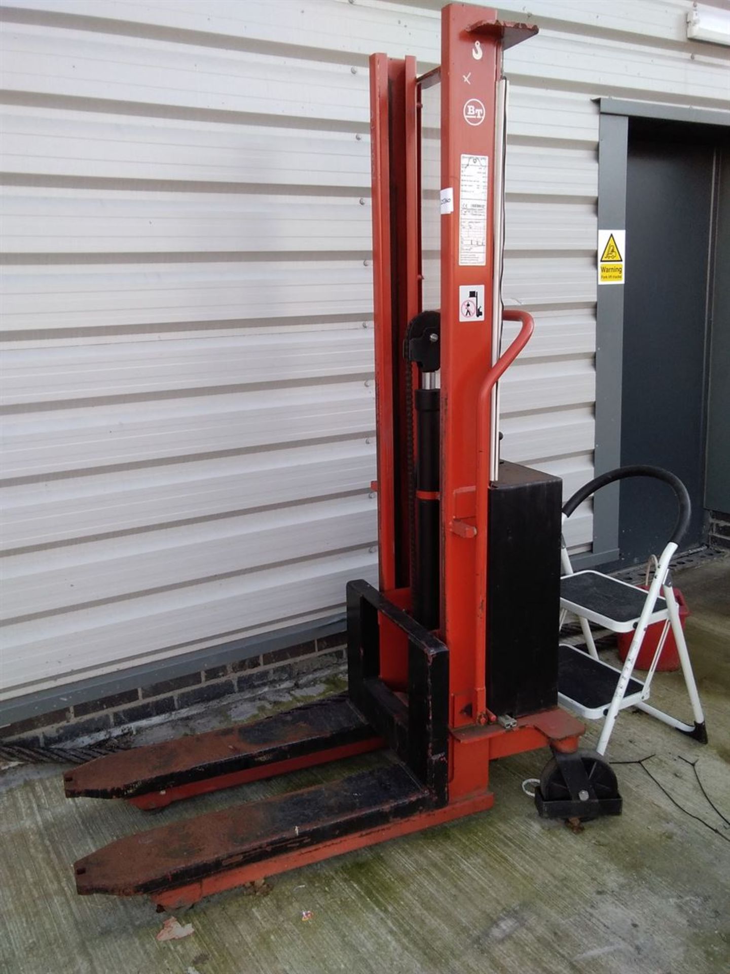 BT Mini Stacker Lift BTSHAE