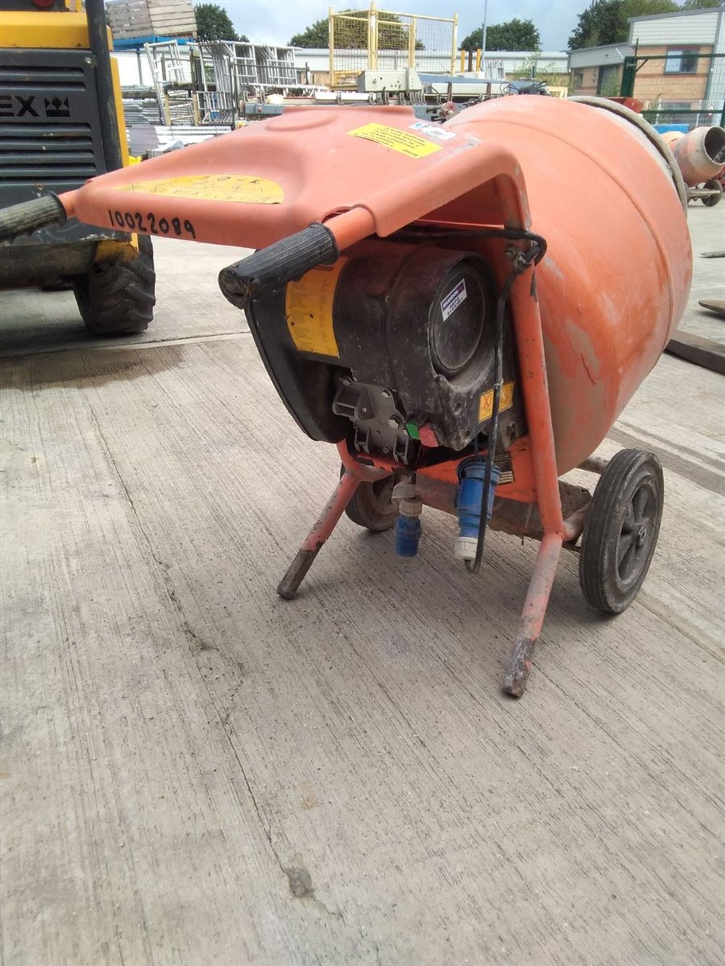 Belle MINIMIX 150 Concrete Mixer 4/3 240V - Image 2 of 2