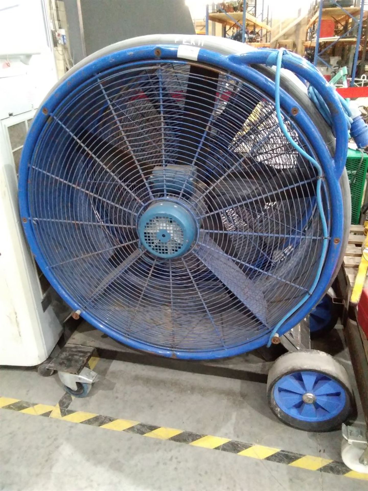 Blue Max 950 Floor Fan 240v