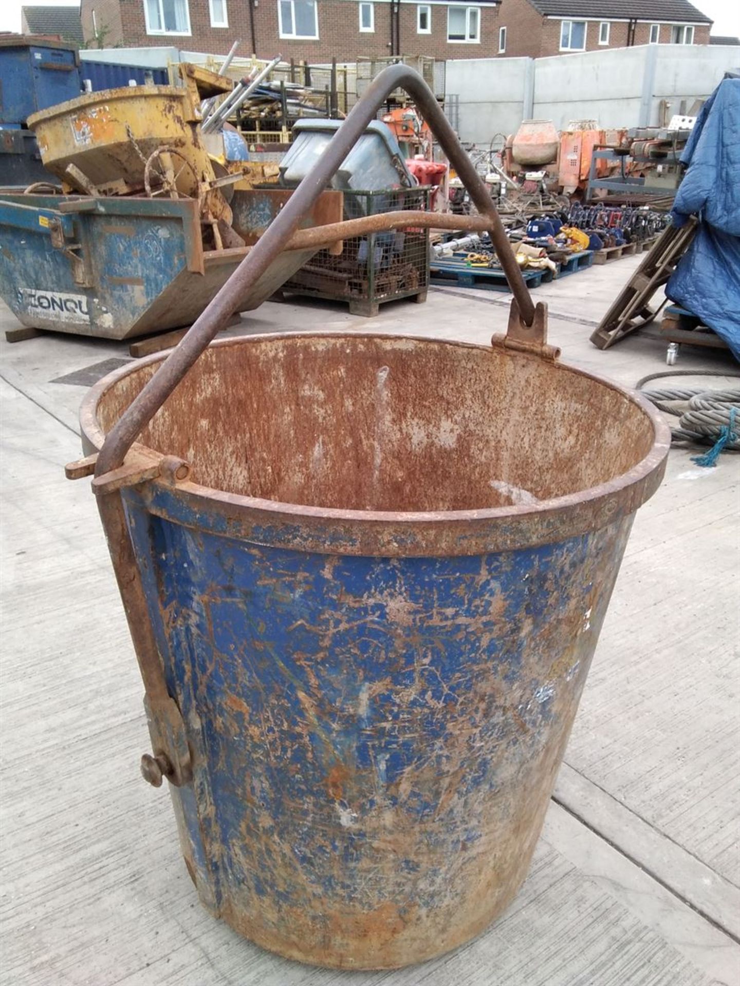 Conquip Muck Tipping Skip 1000Ltr - Image 2 of 2