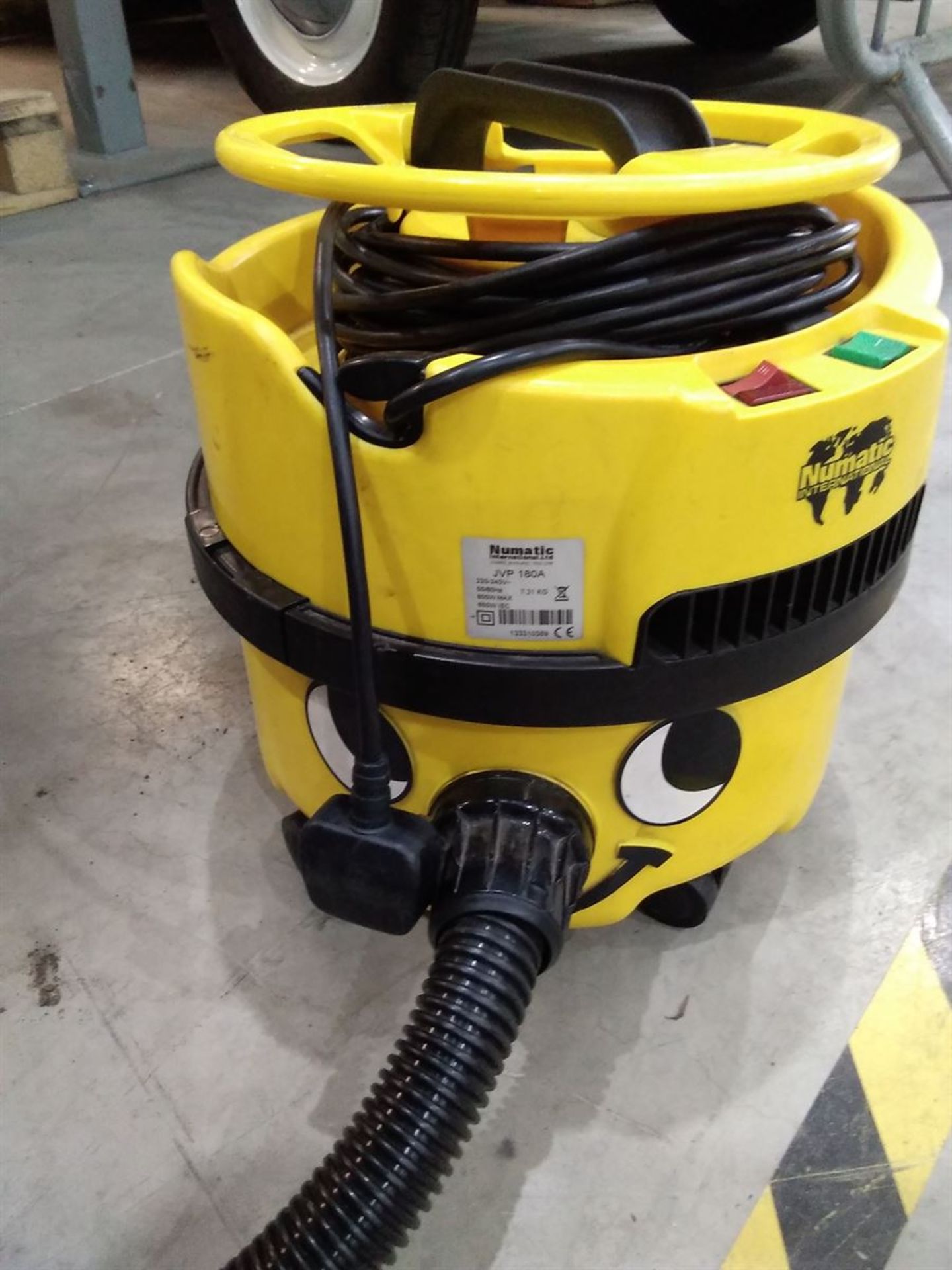 Numatic International JVP 180A Vacuum - Image 2 of 2