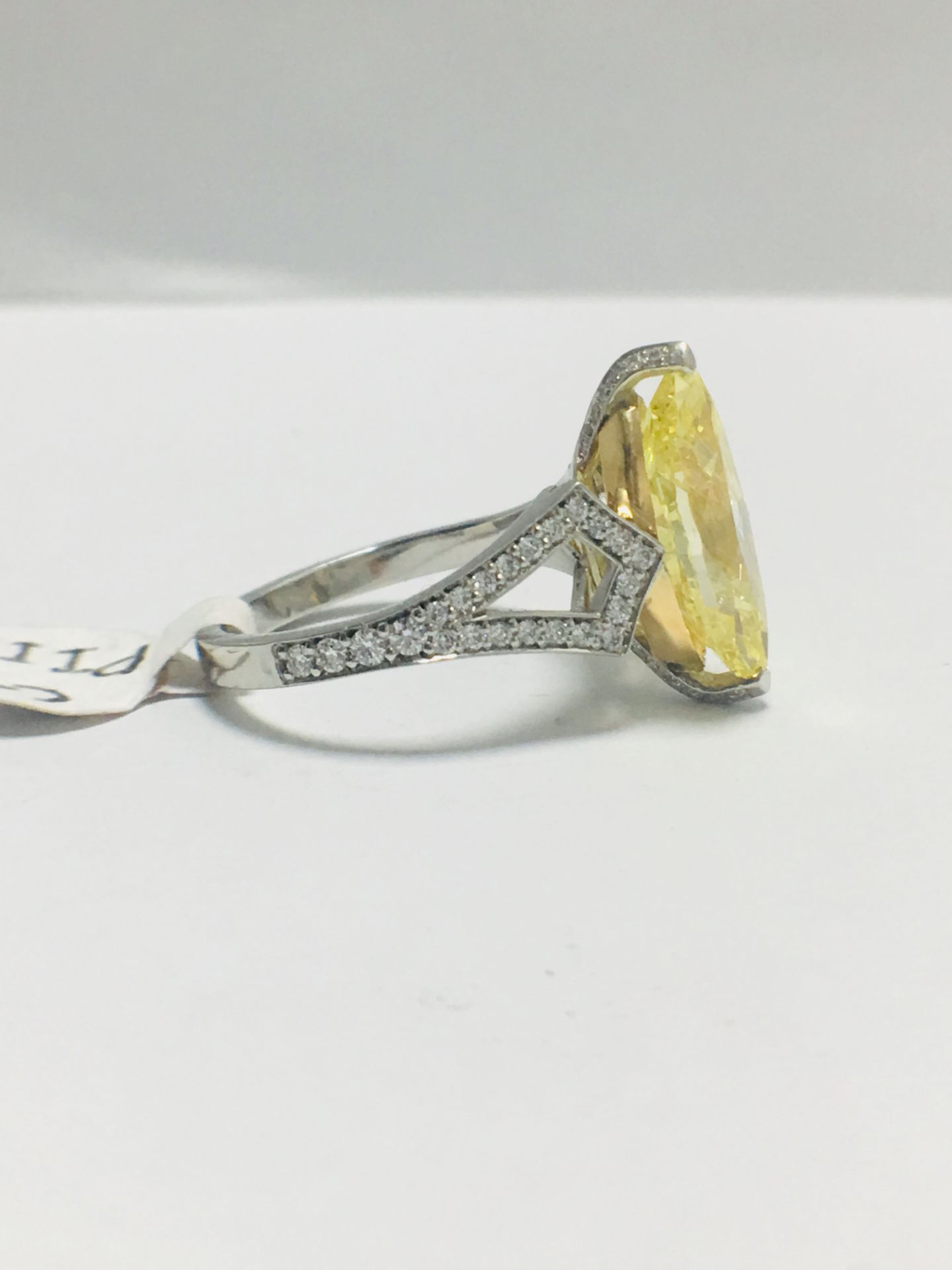 3.54ct Marquis Fancy yellow Diamond Ring - Image 8 of 12