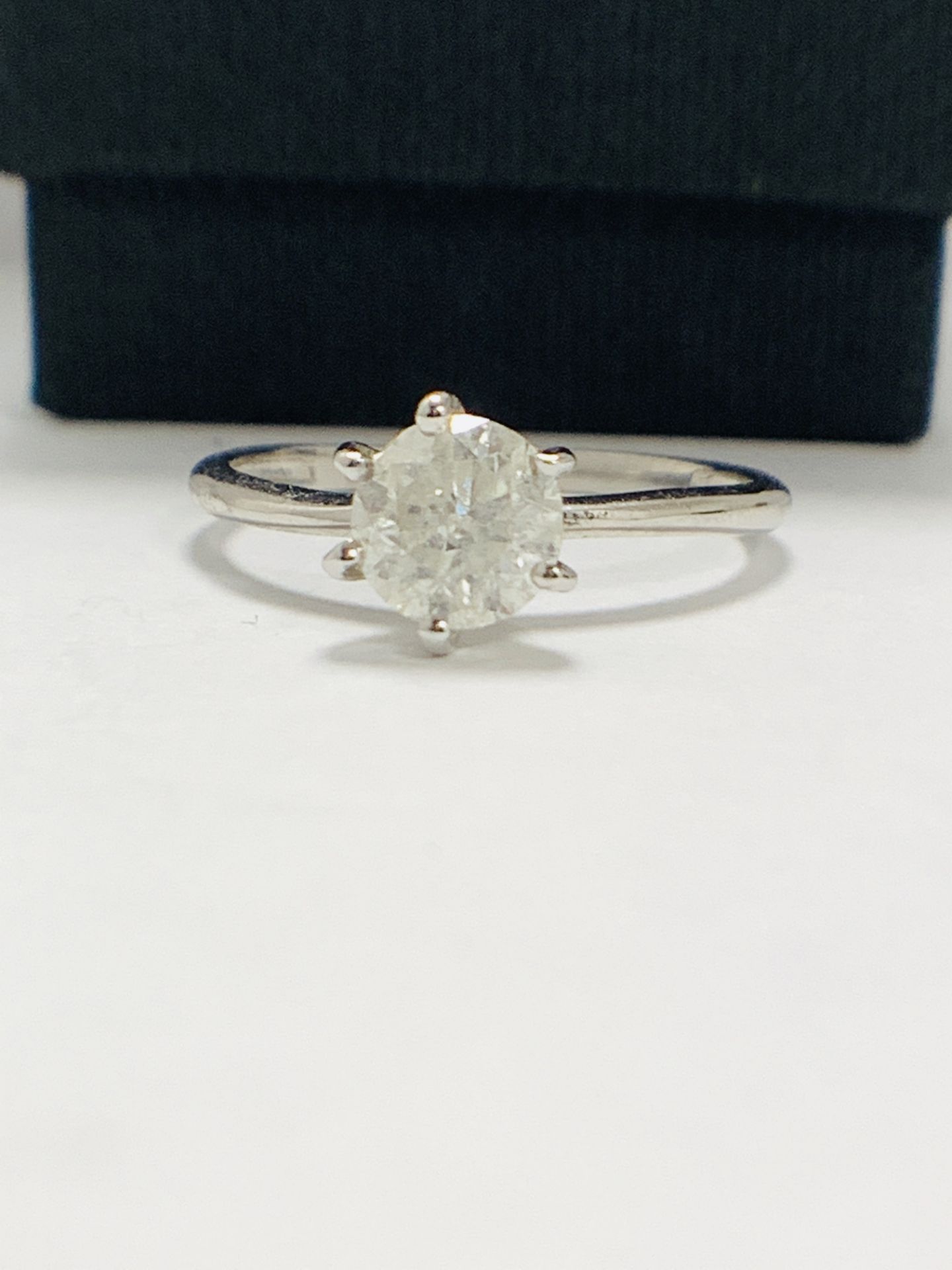 1.01ct Diamond solitaire Ring