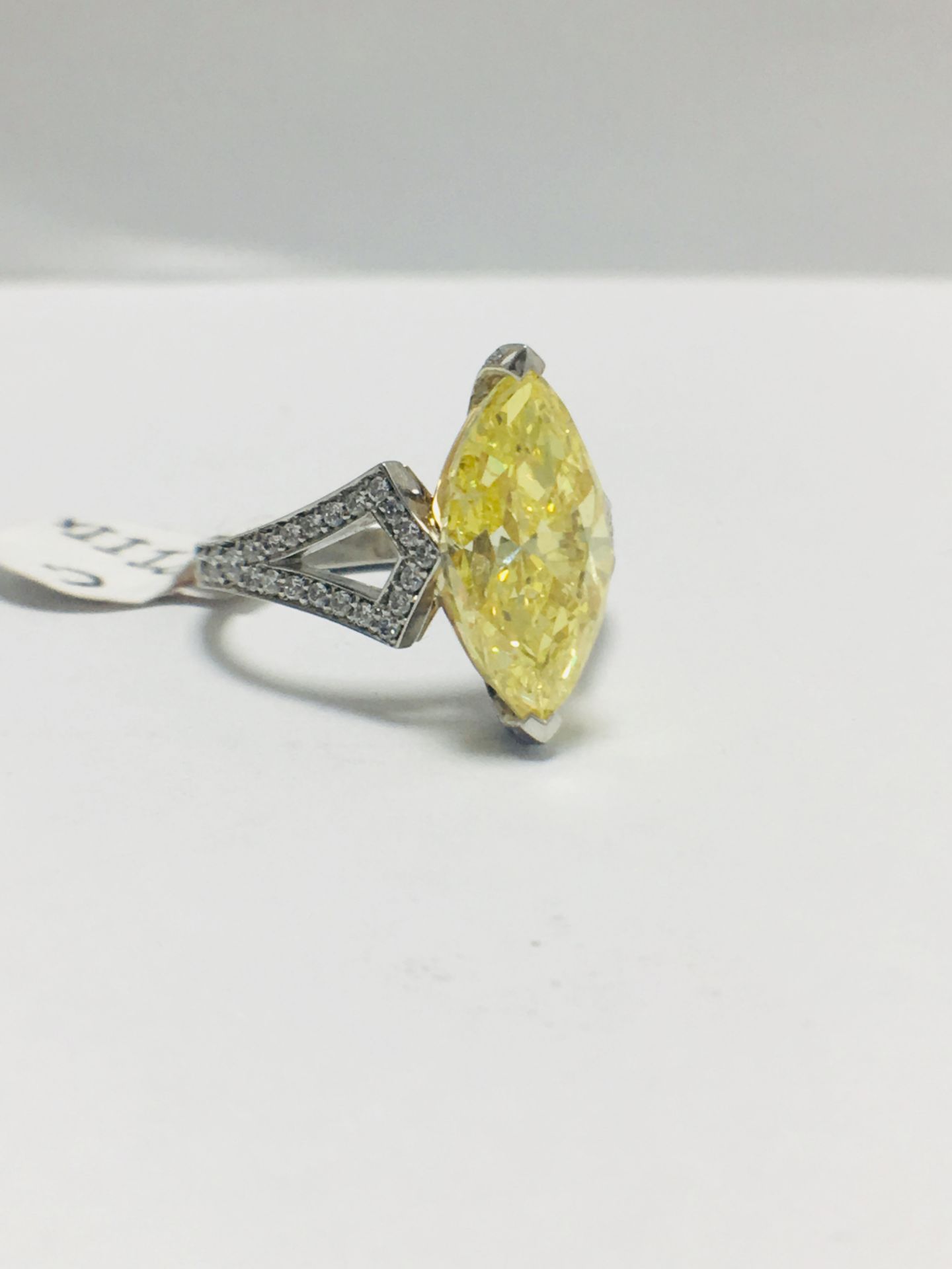 3.54ct Marquis Fancy yellow Diamond Ring - Image 9 of 12