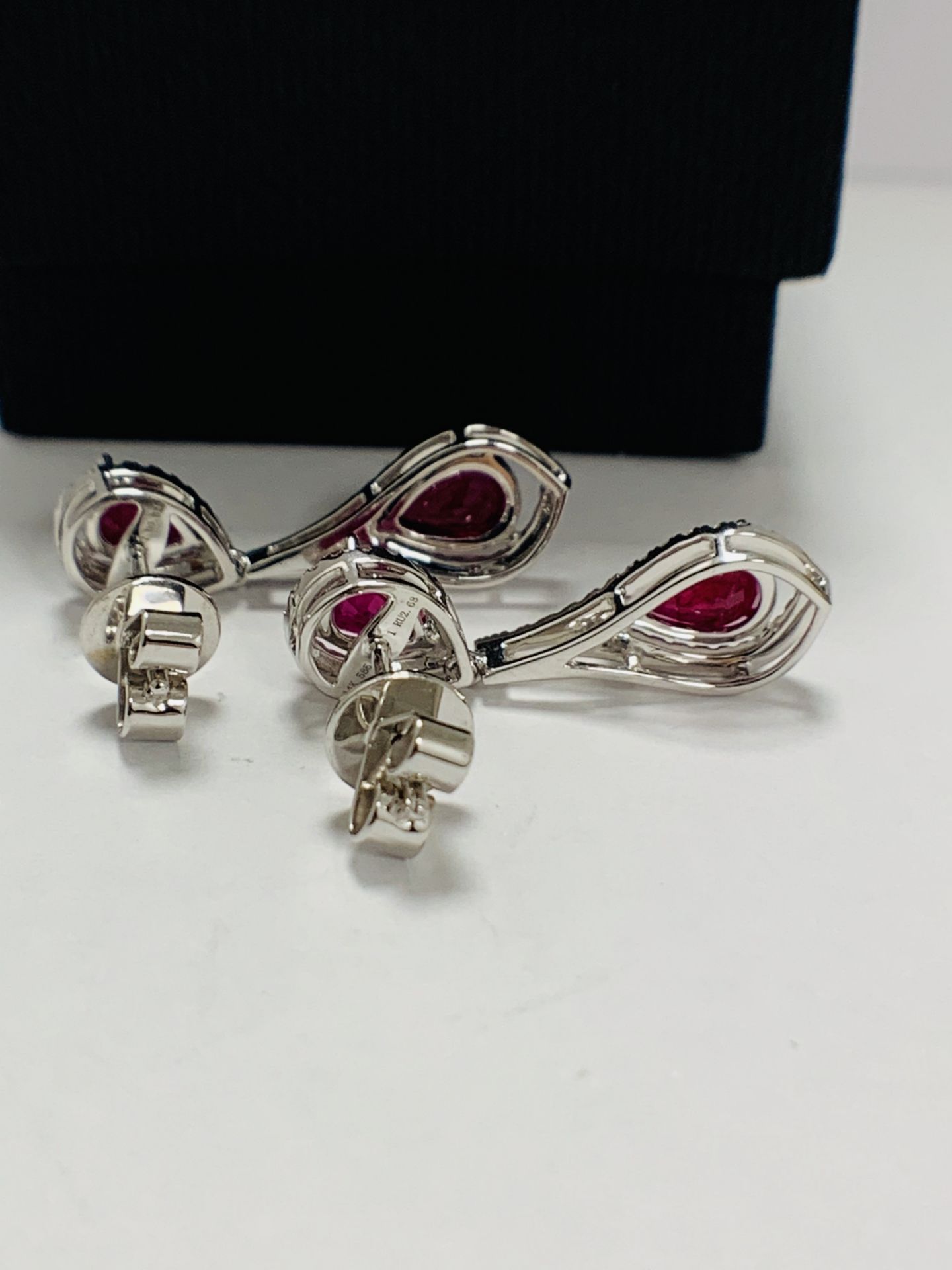 14ct White Gold Ruby and Diamond drop Earring - Image 7 of 14