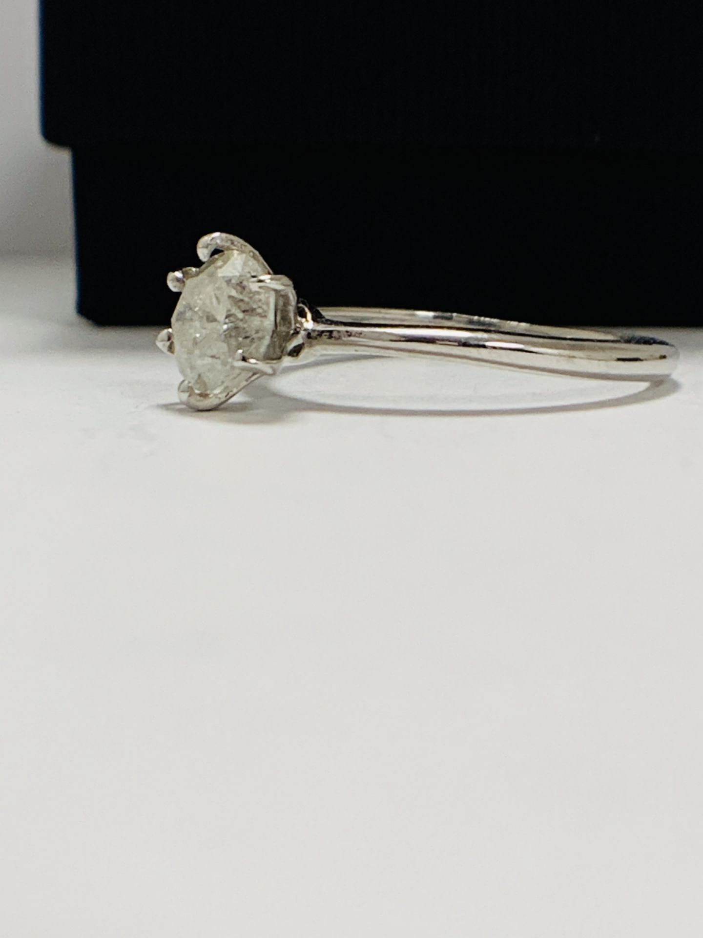 1.01ct Diamond solitaire Ring - Image 2 of 8