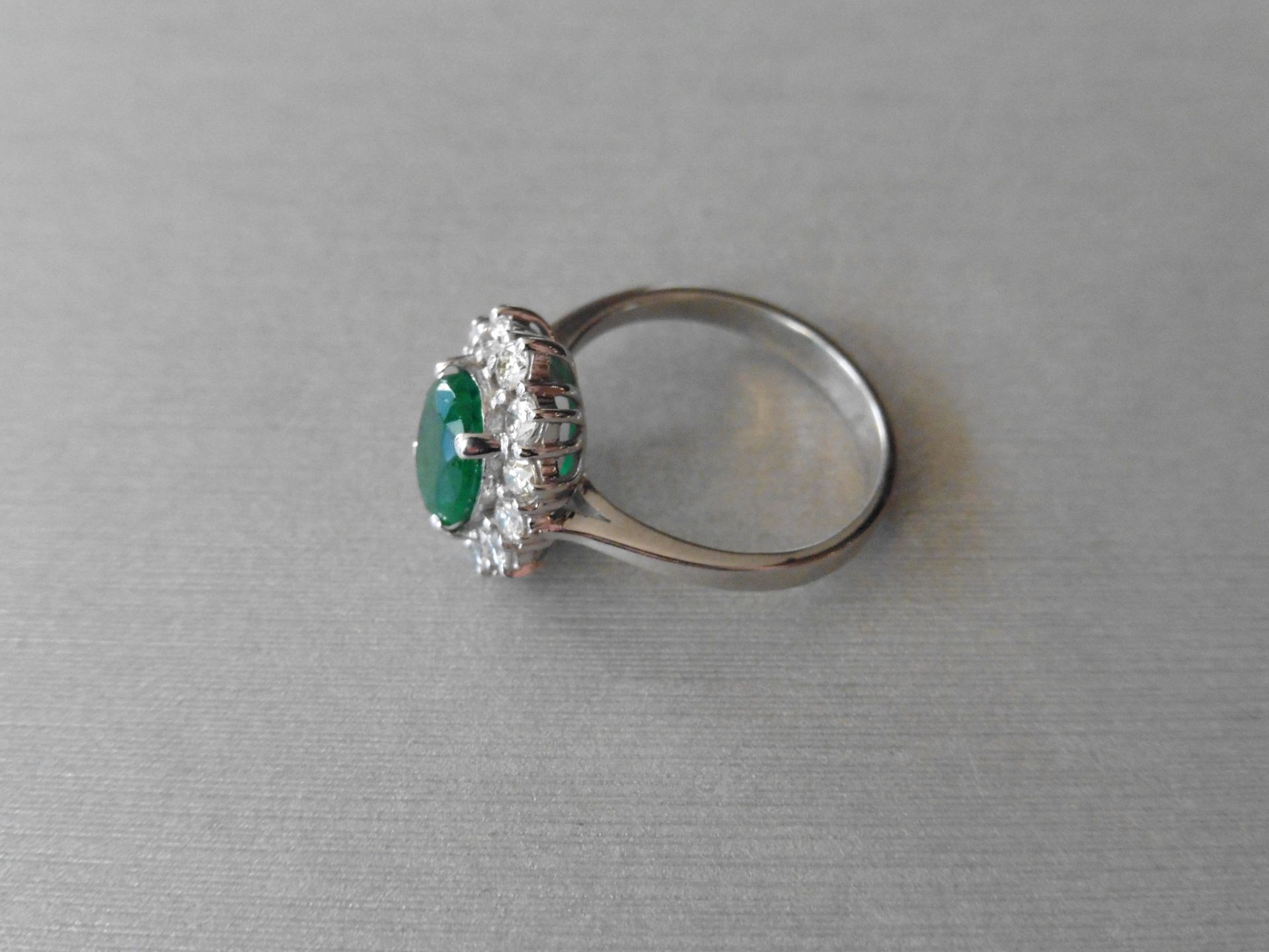 Emerald & Diamond cluster Ring - Image 3 of 5