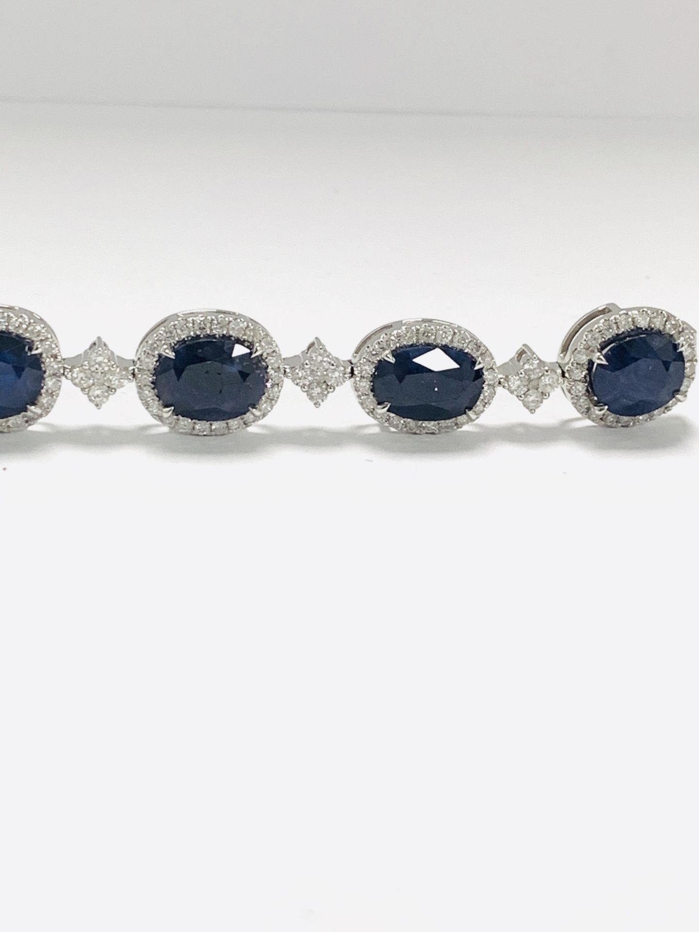 18ct White Gold Sapphire and Diamond Bracelet - Image 18 of 21