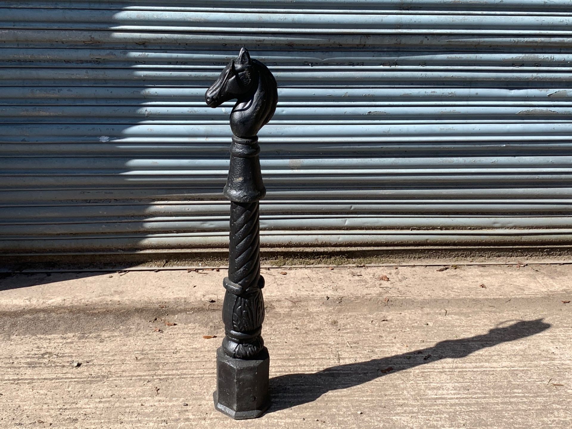 TALL CAST IRON HORSE RING BOLLARD